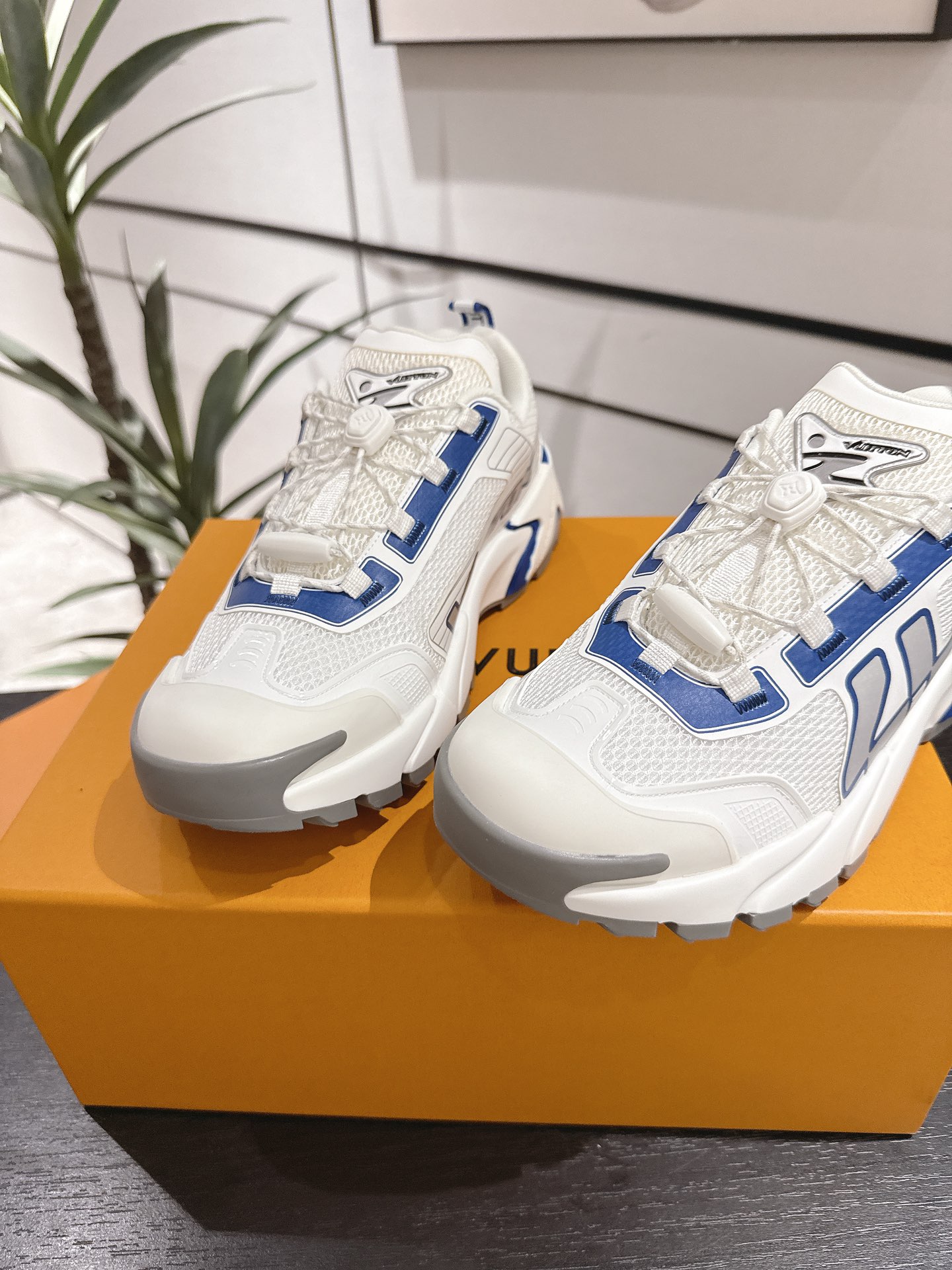 Louis Vuitton Male Running Shoes Breathable M-l-s