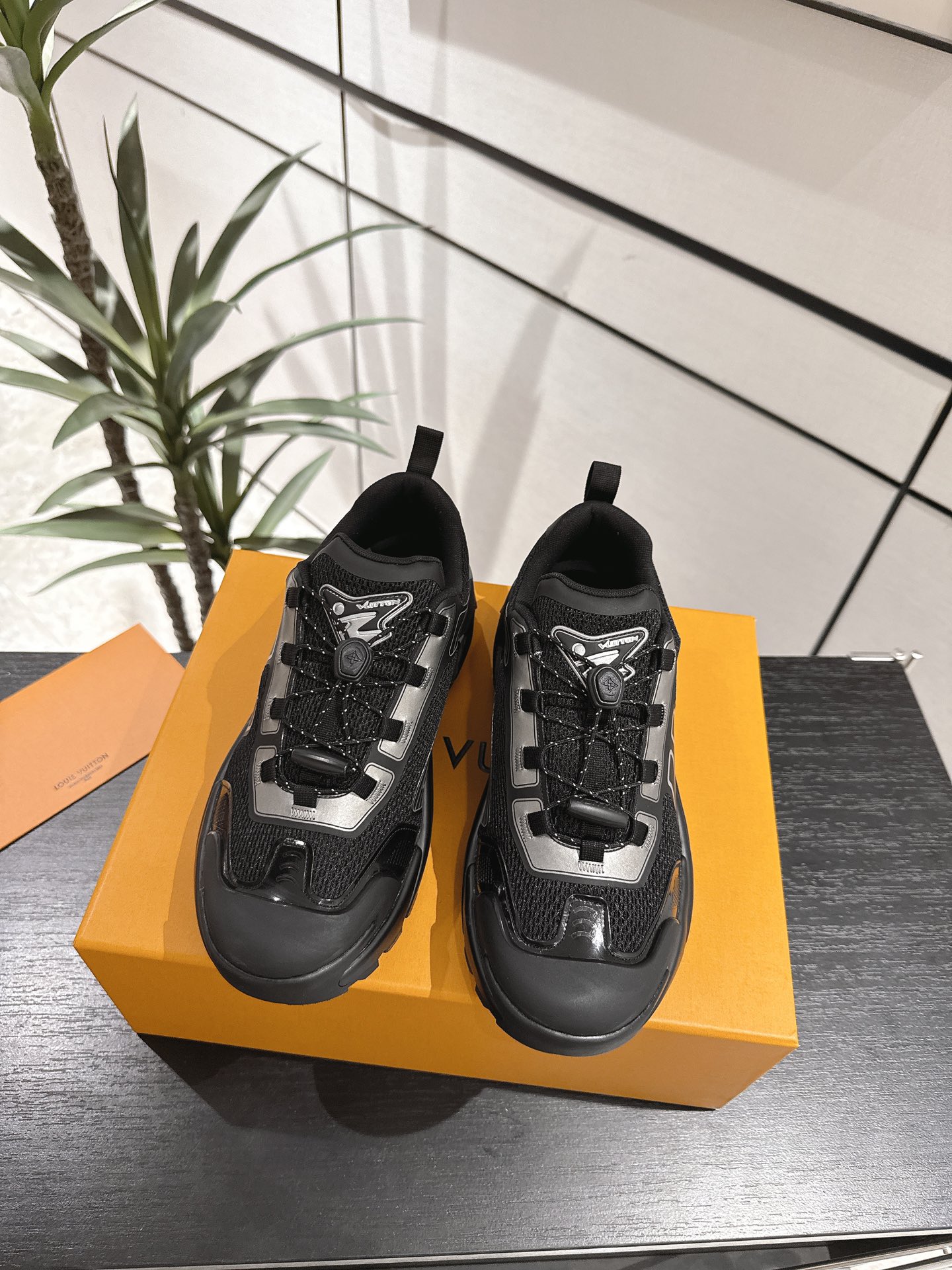 Louis Vuitton Male Running Shoes Breathable M-l-s