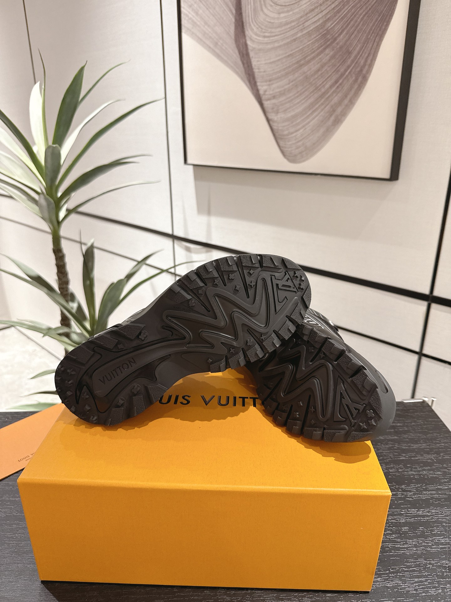 Louis Vuitton Male Running Shoes Breathable M-l-s