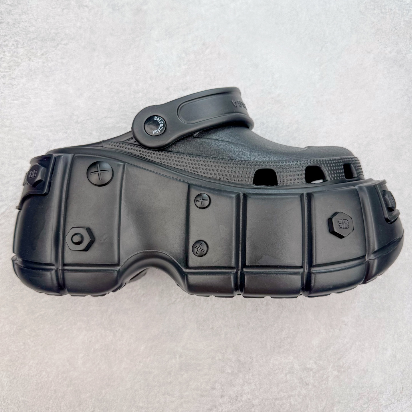 Balenciaga Crocs Sandals L-s