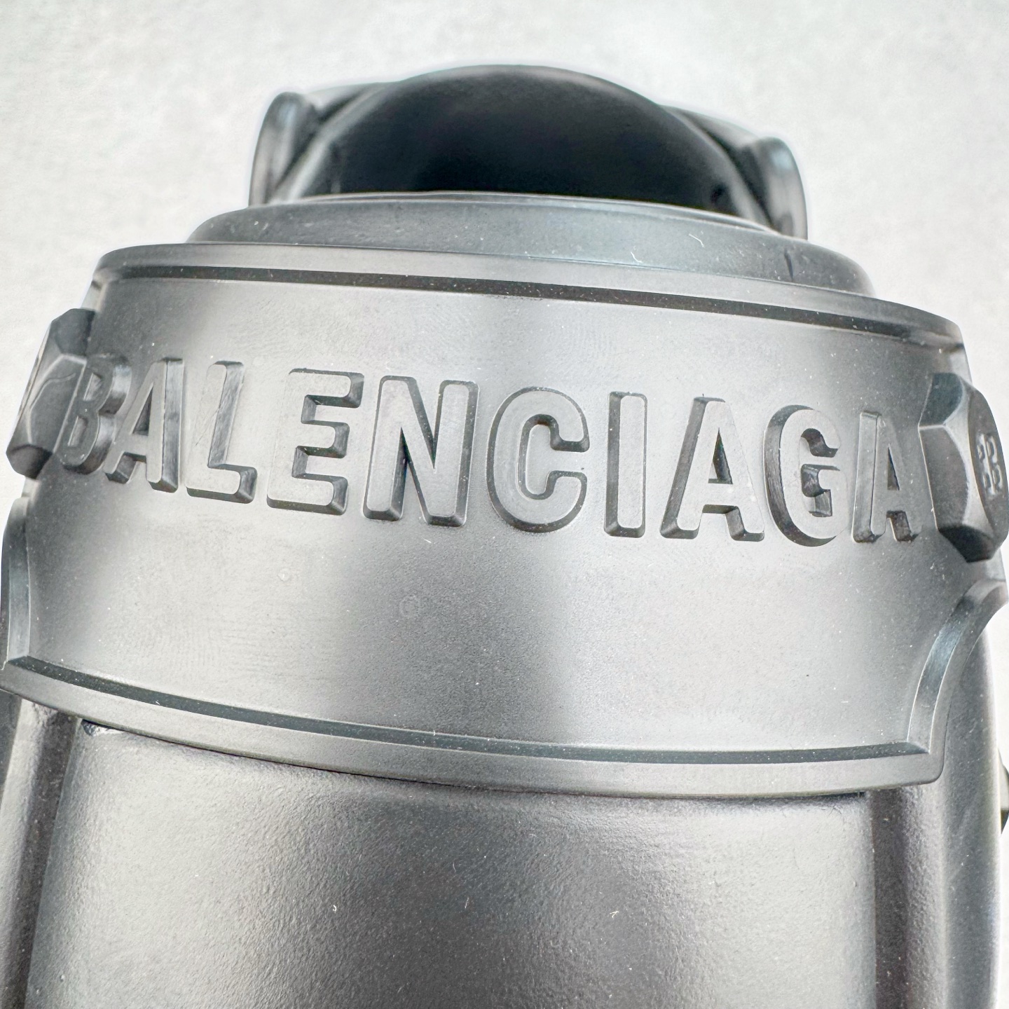 Balenciaga Crocs Sandals L-s