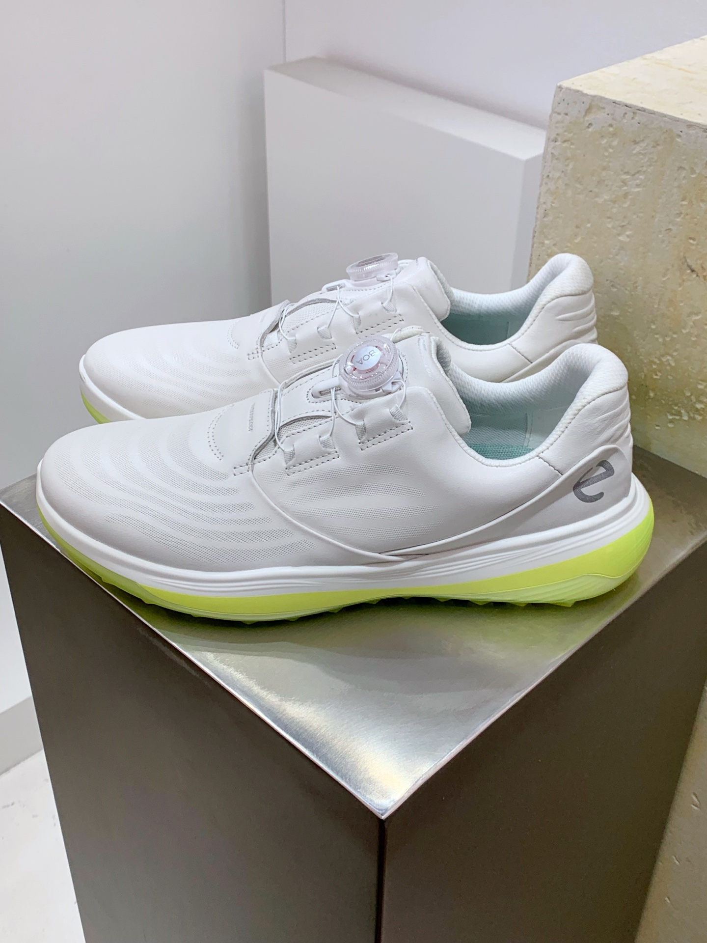 Male Sneakers Breathable M