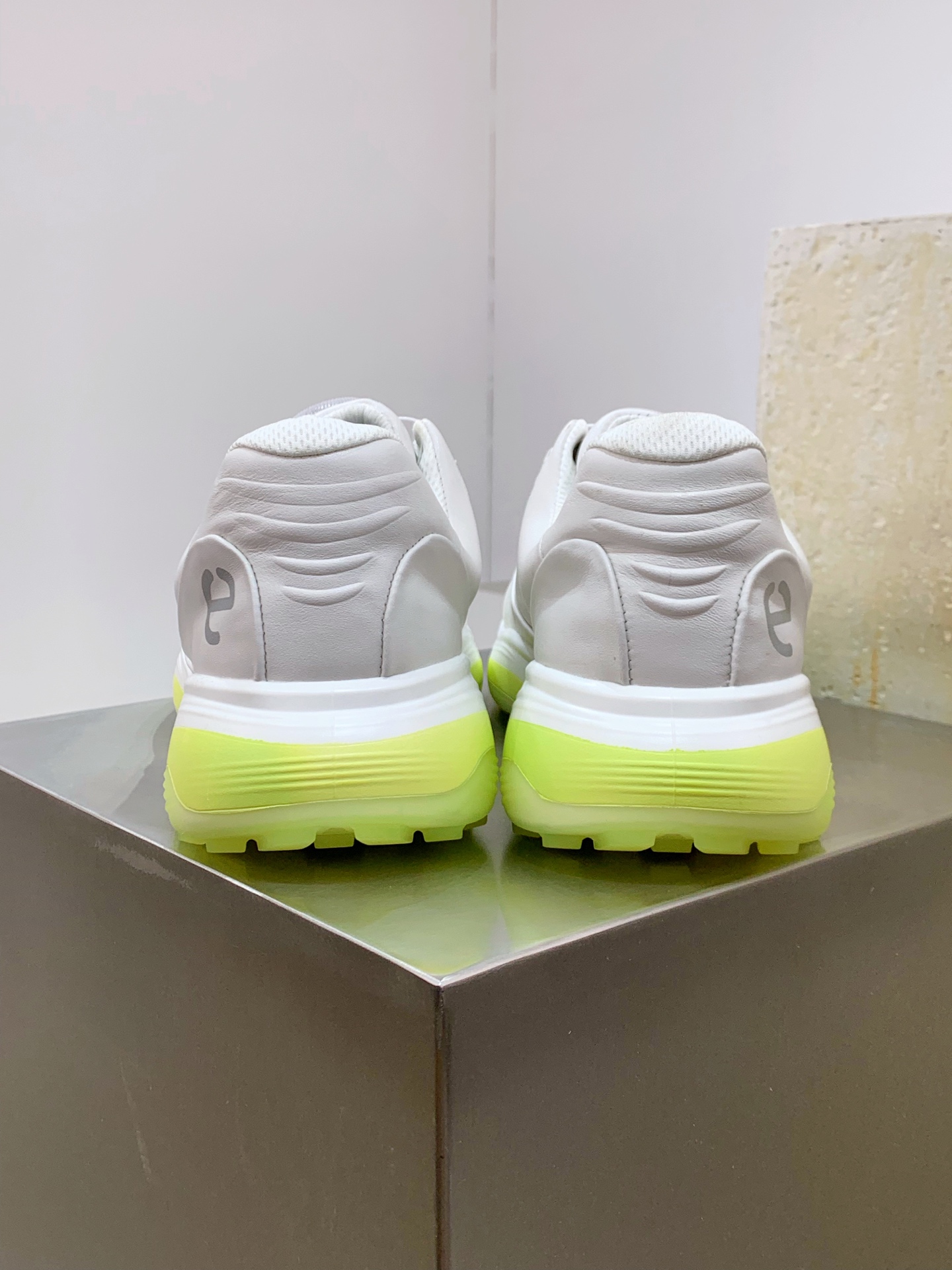 Male Sneakers Breathable M