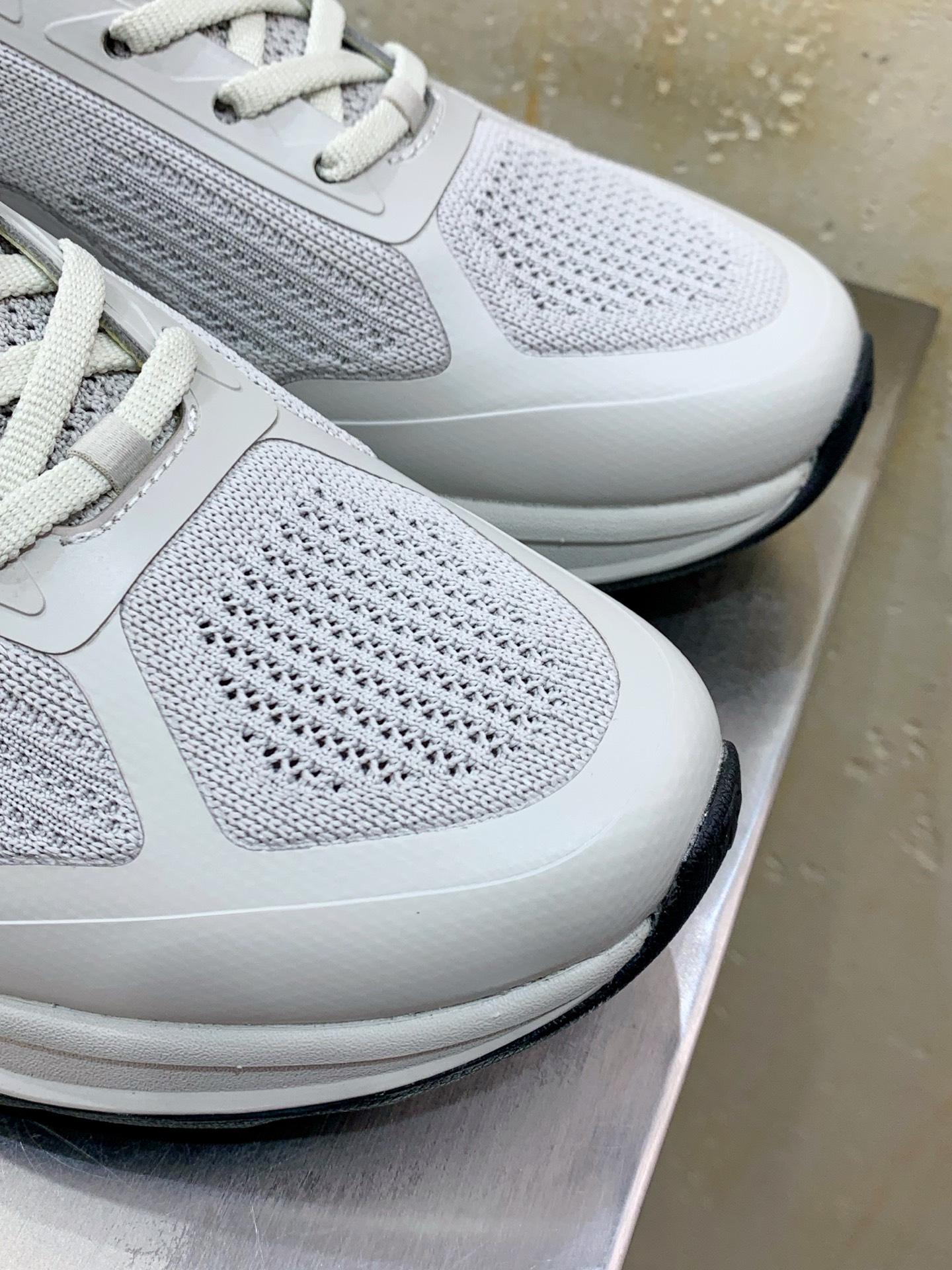 Descente Male Running Shoes Breathable M-l-s