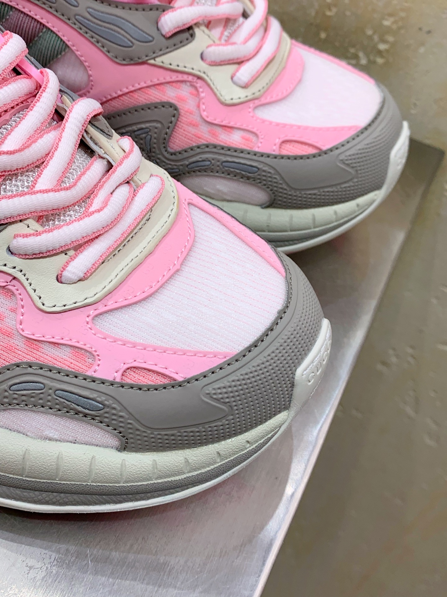 Gucci Female Leather Shoes L-s