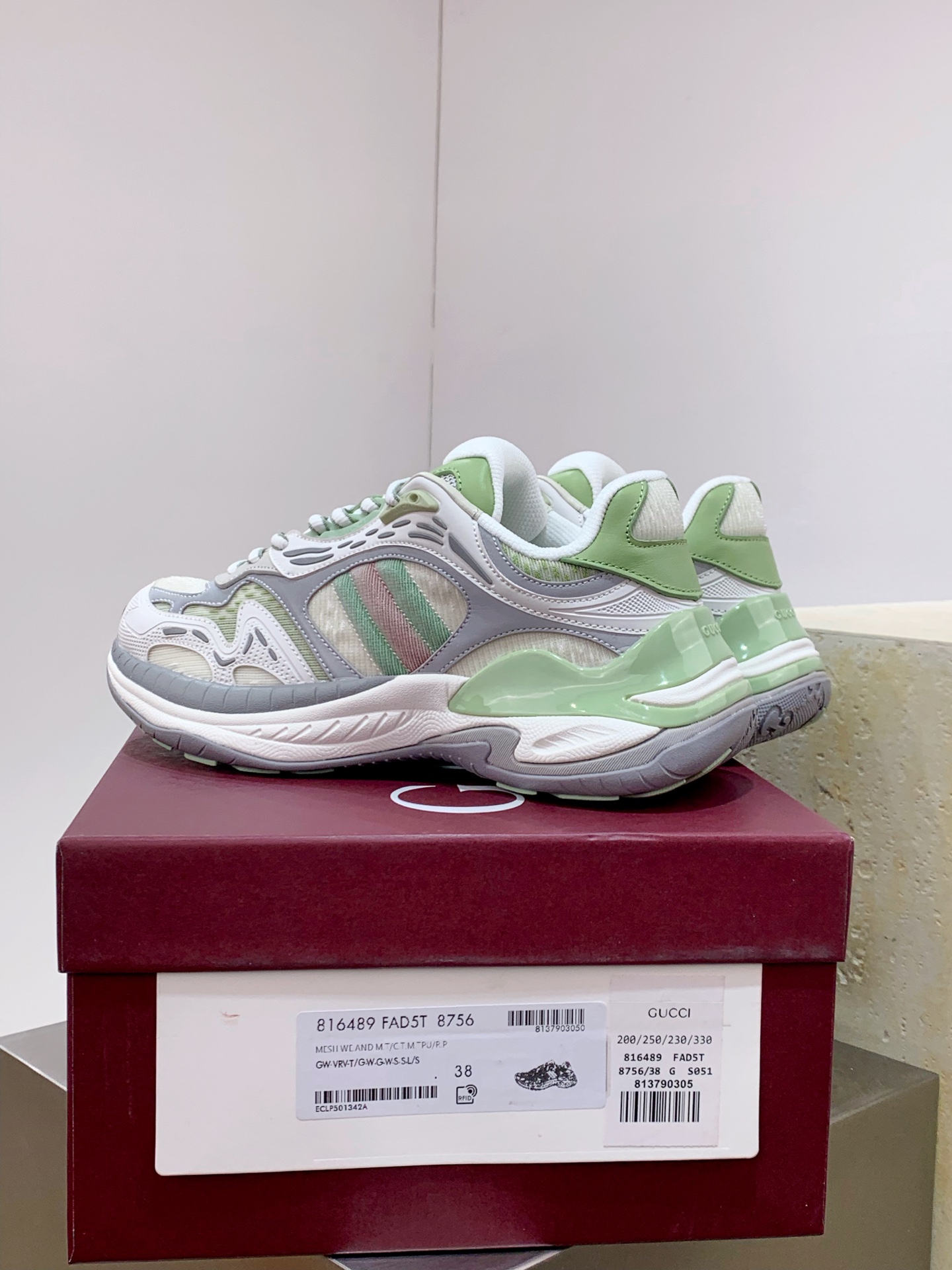 Gucci Female Leather Shoes L-s