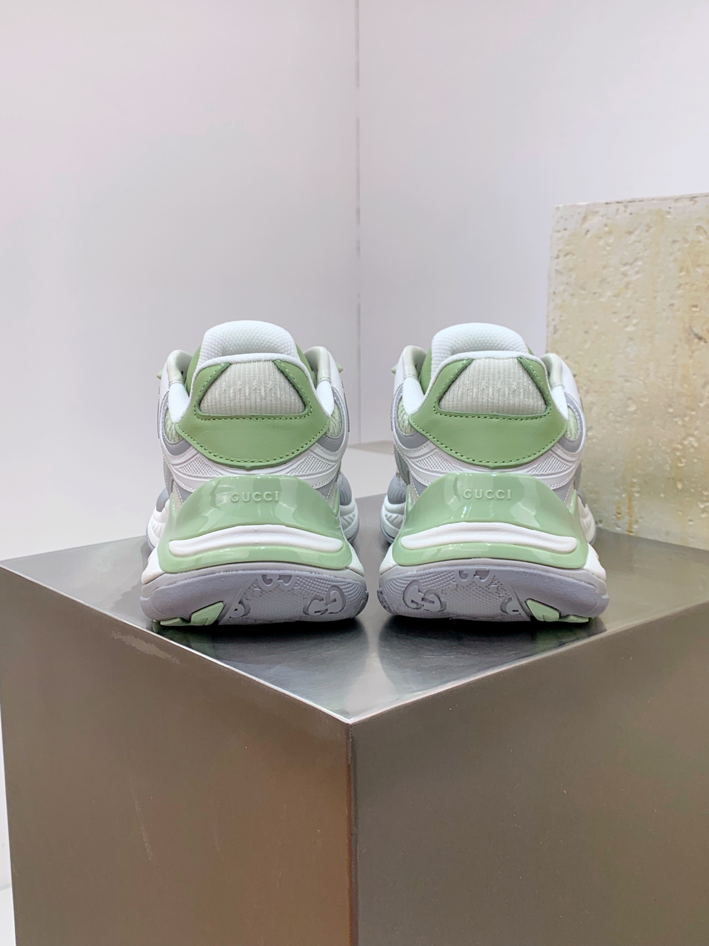 Gucci Female Leather Shoes L-s