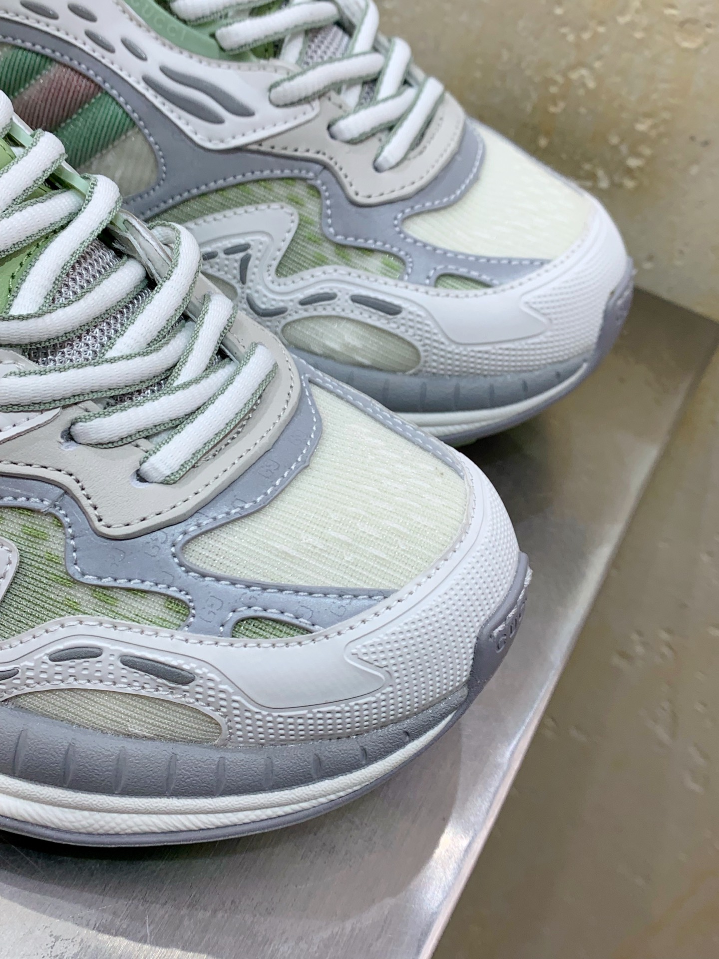 Gucci Female Leather Shoes L-s