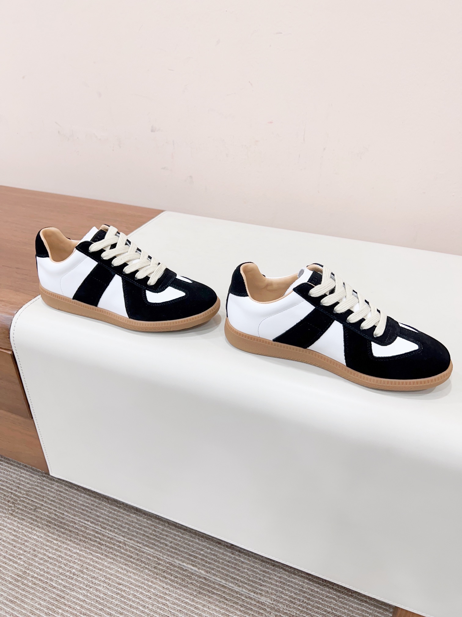 Male Basic Shoes M-l-s