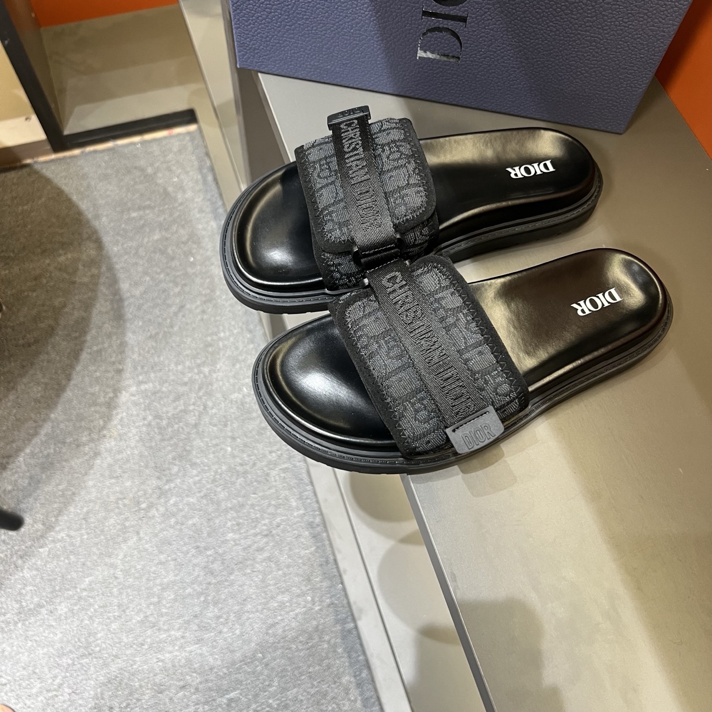 Dior Sandals Black M-l