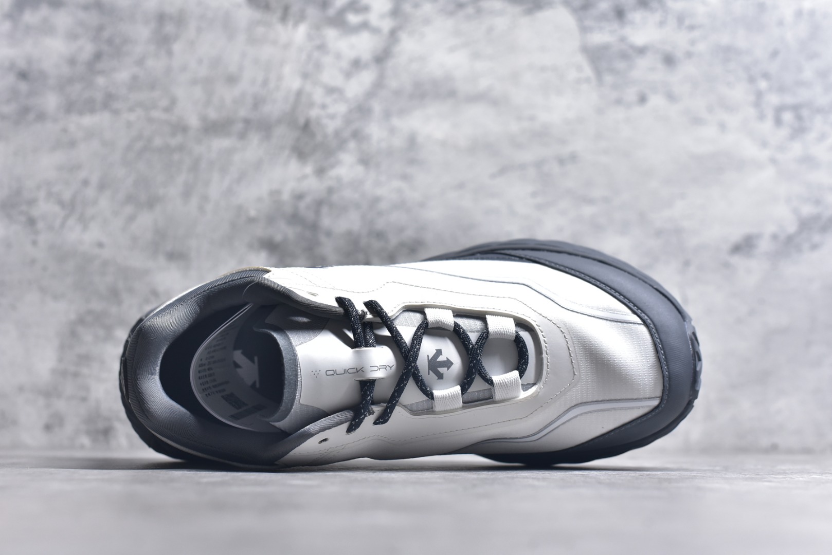 Descente Female Sneakers S