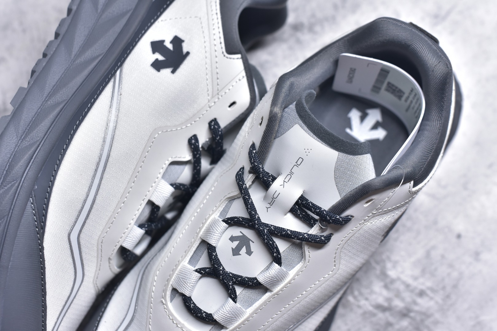 Descente Female Sneakers S