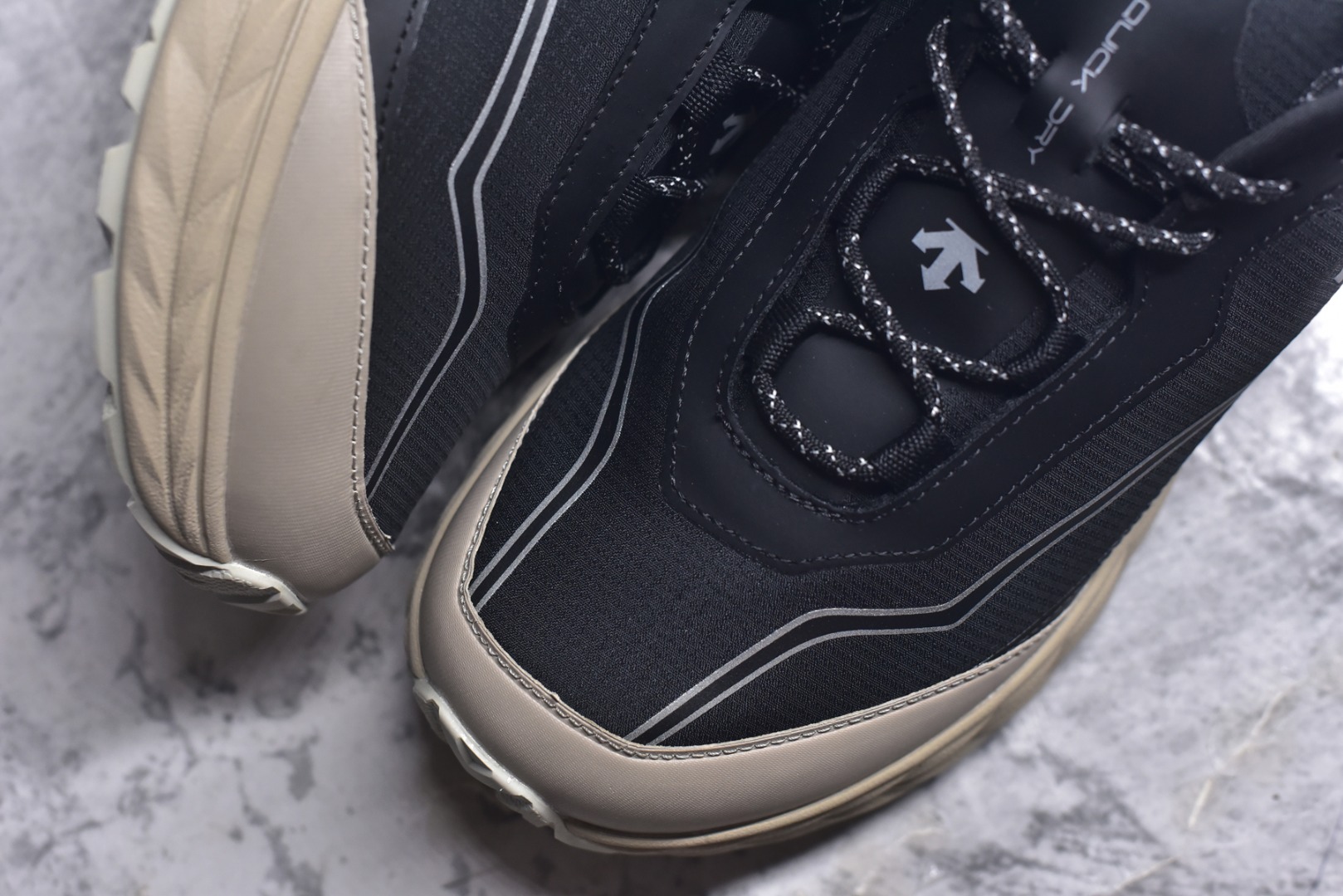 Descente Female Sneakers S