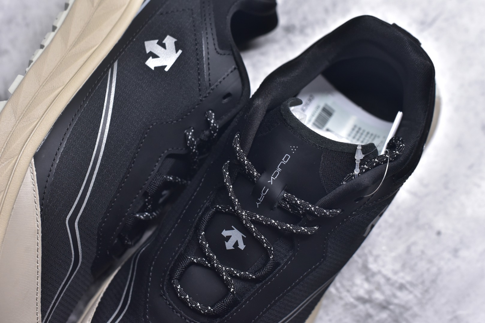 Descente Female Sneakers S