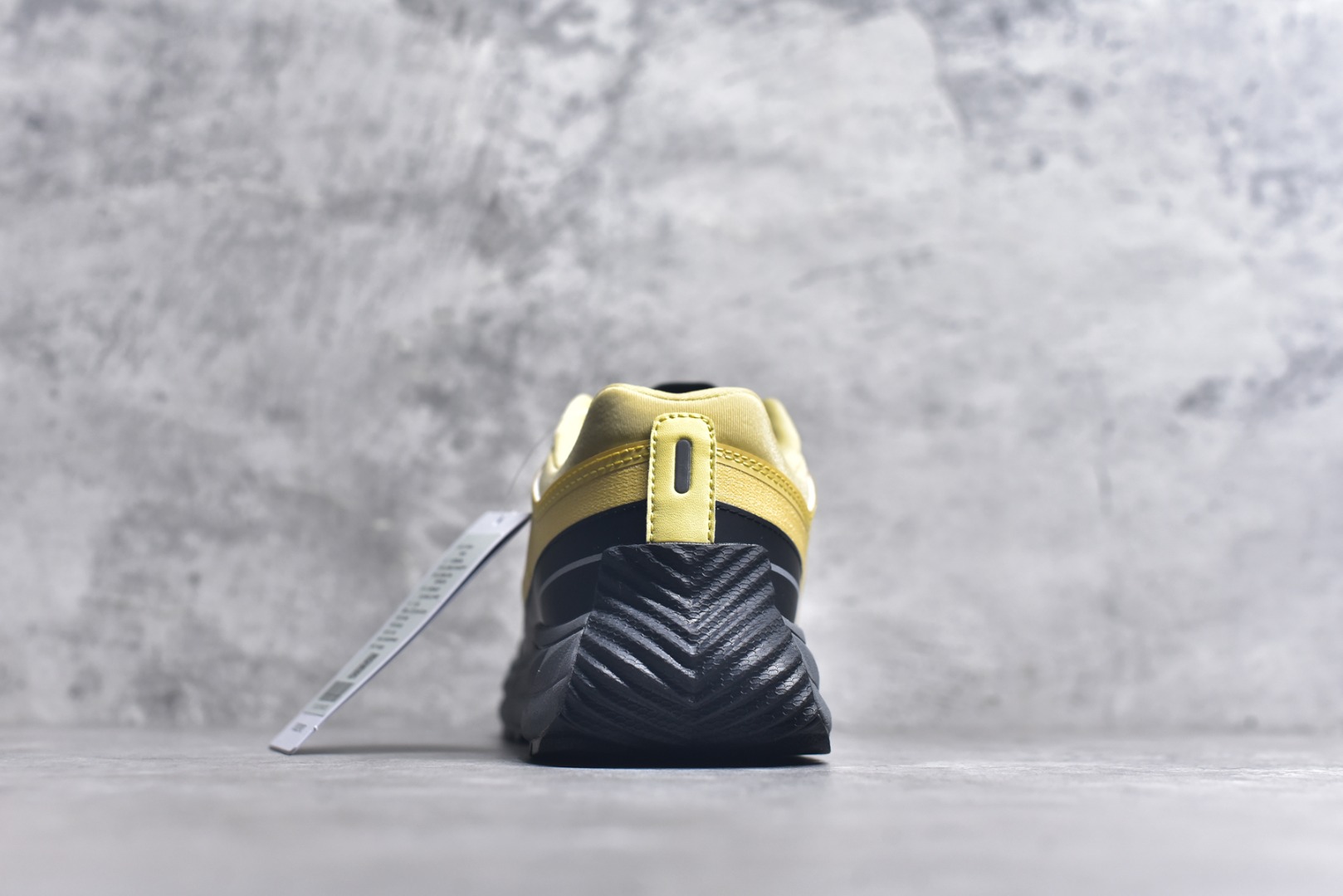 Descente Female Sneakers S