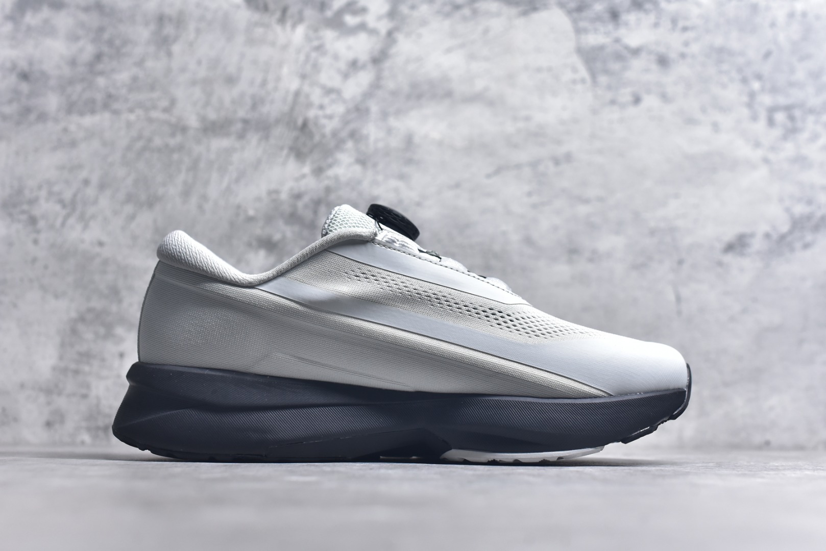 Descente Female Basic Shoes L-s