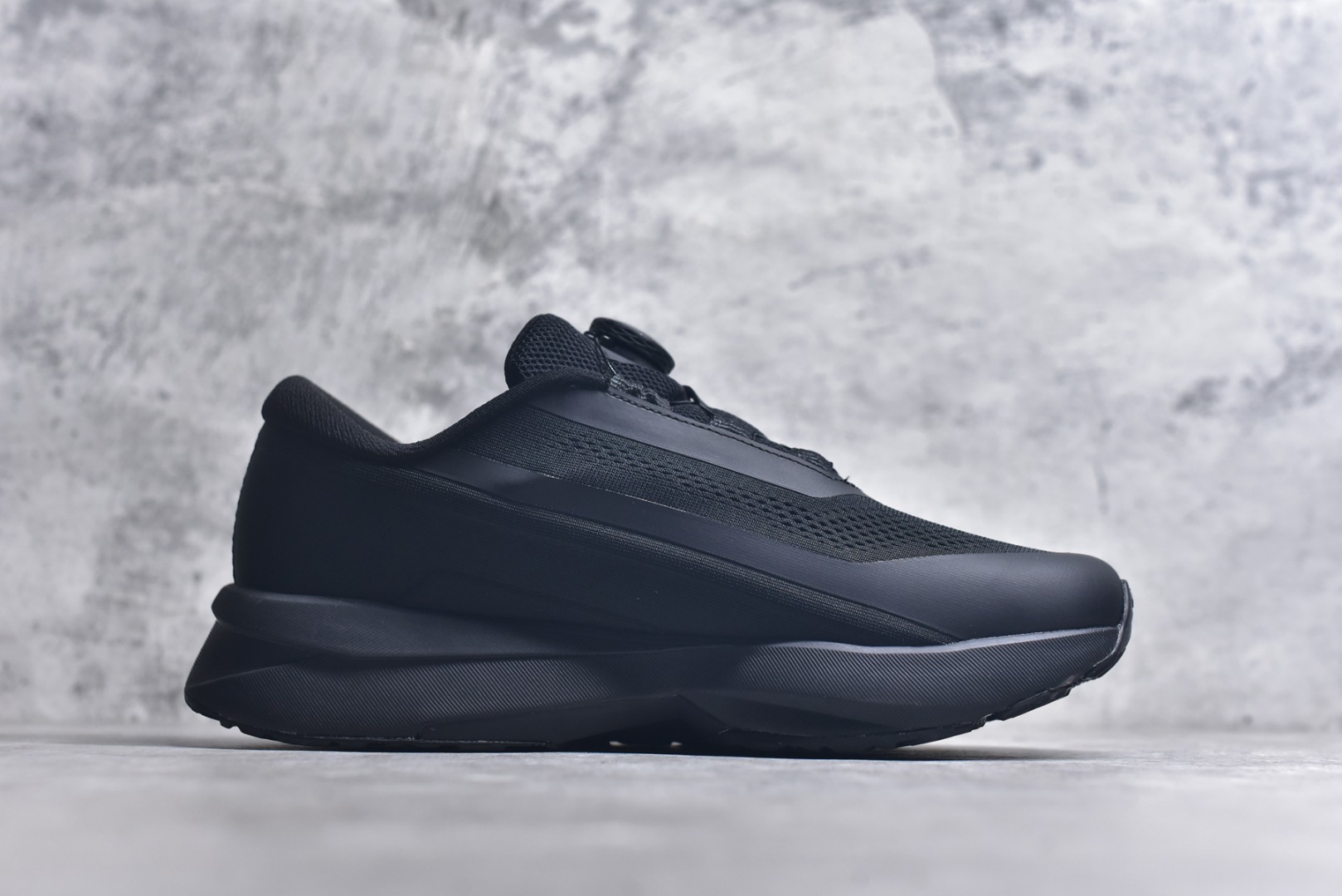 Descente Female Basic Shoes L-s