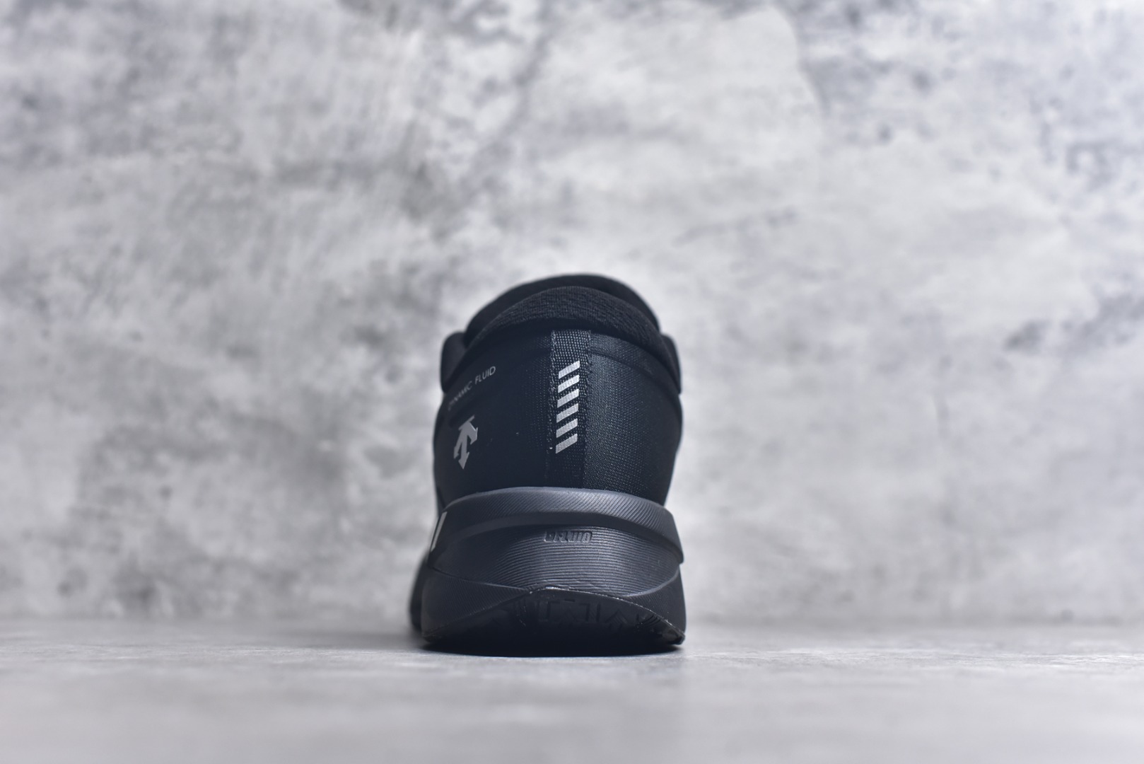 Descente Female Basic Shoes L-s