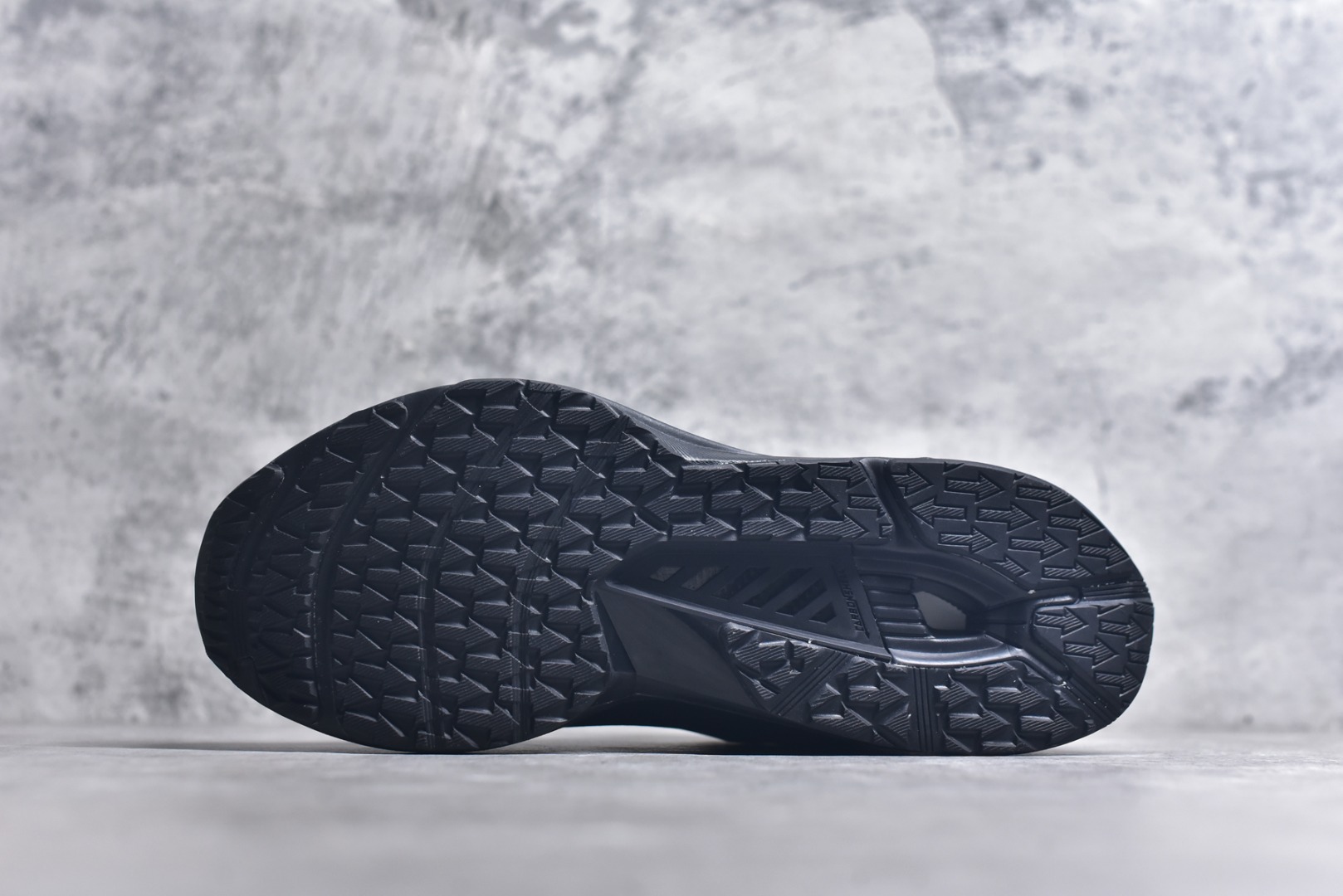 Descente Female Basic Shoes L-s