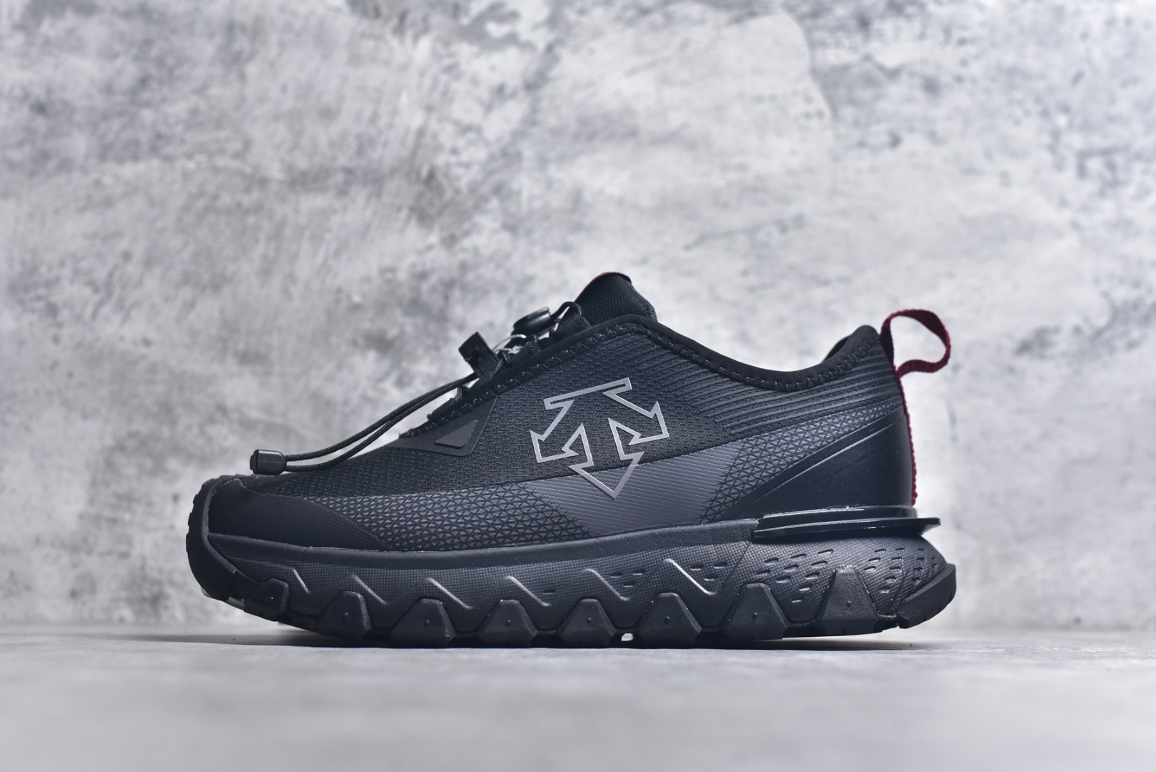 Descente Female Sneakers L-s