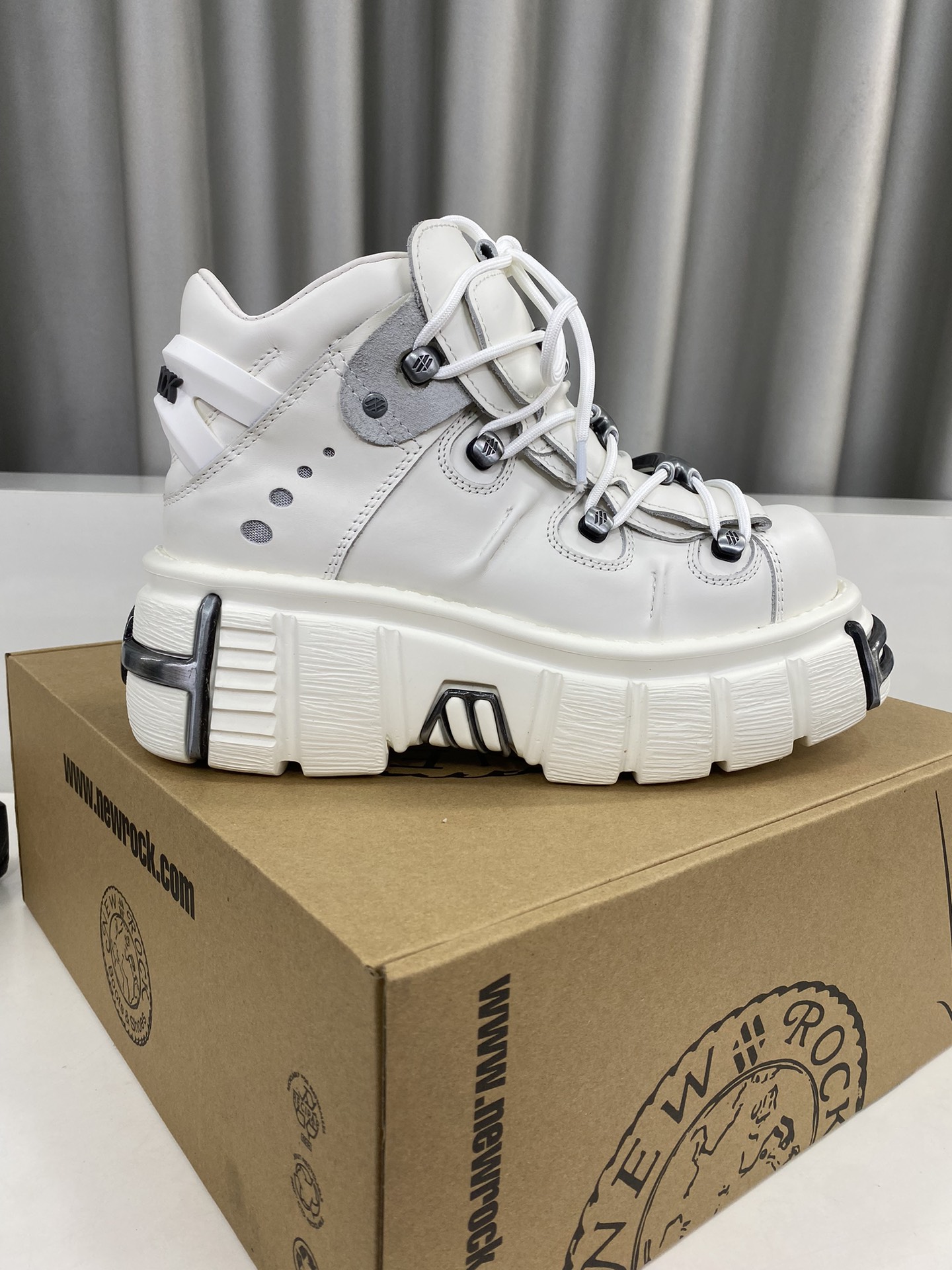 Calvin Klein Male Basic Shoes