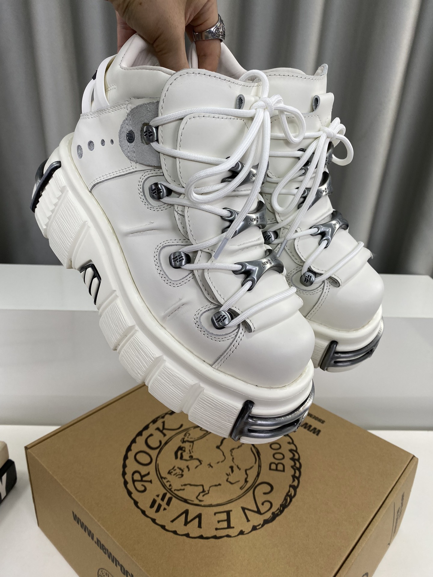 Calvin Klein Male Basic Shoes