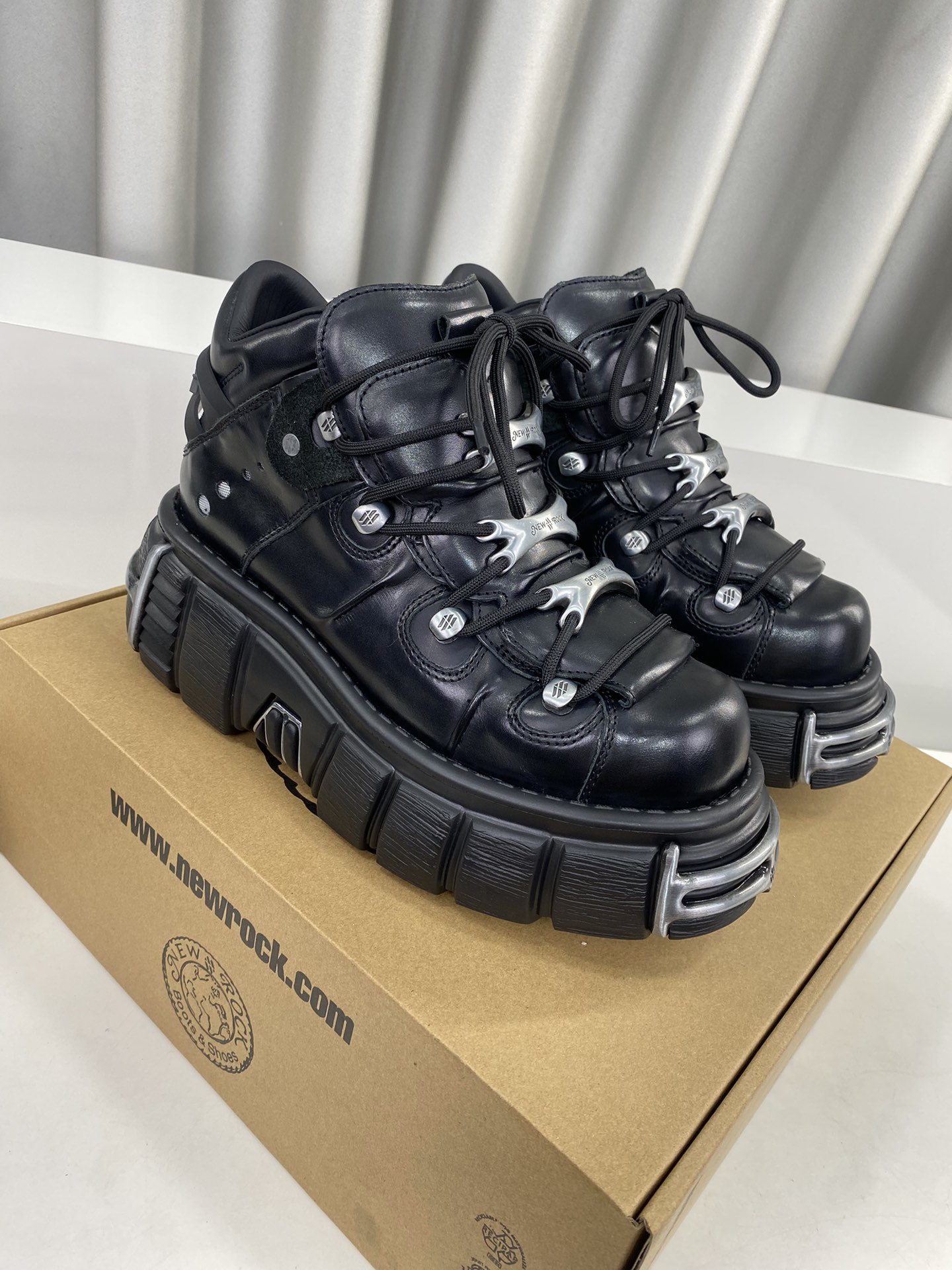 Calvin Klein Male Basic Shoes