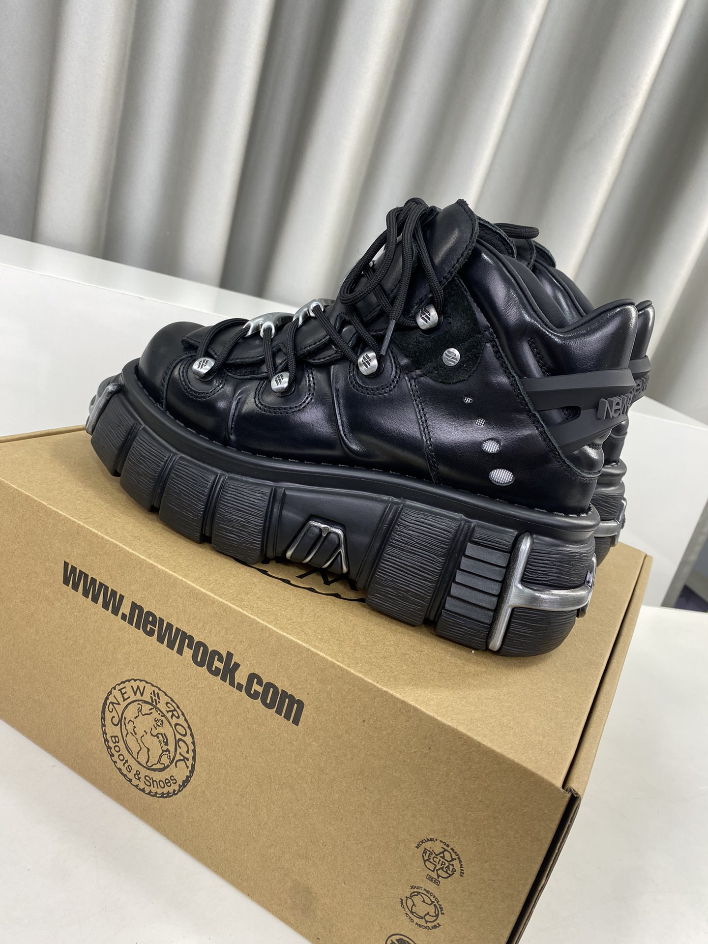 Calvin Klein Male Basic Shoes