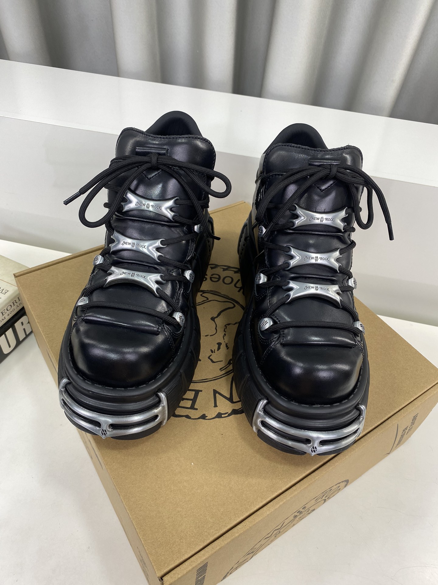 Calvin Klein Male Basic Shoes