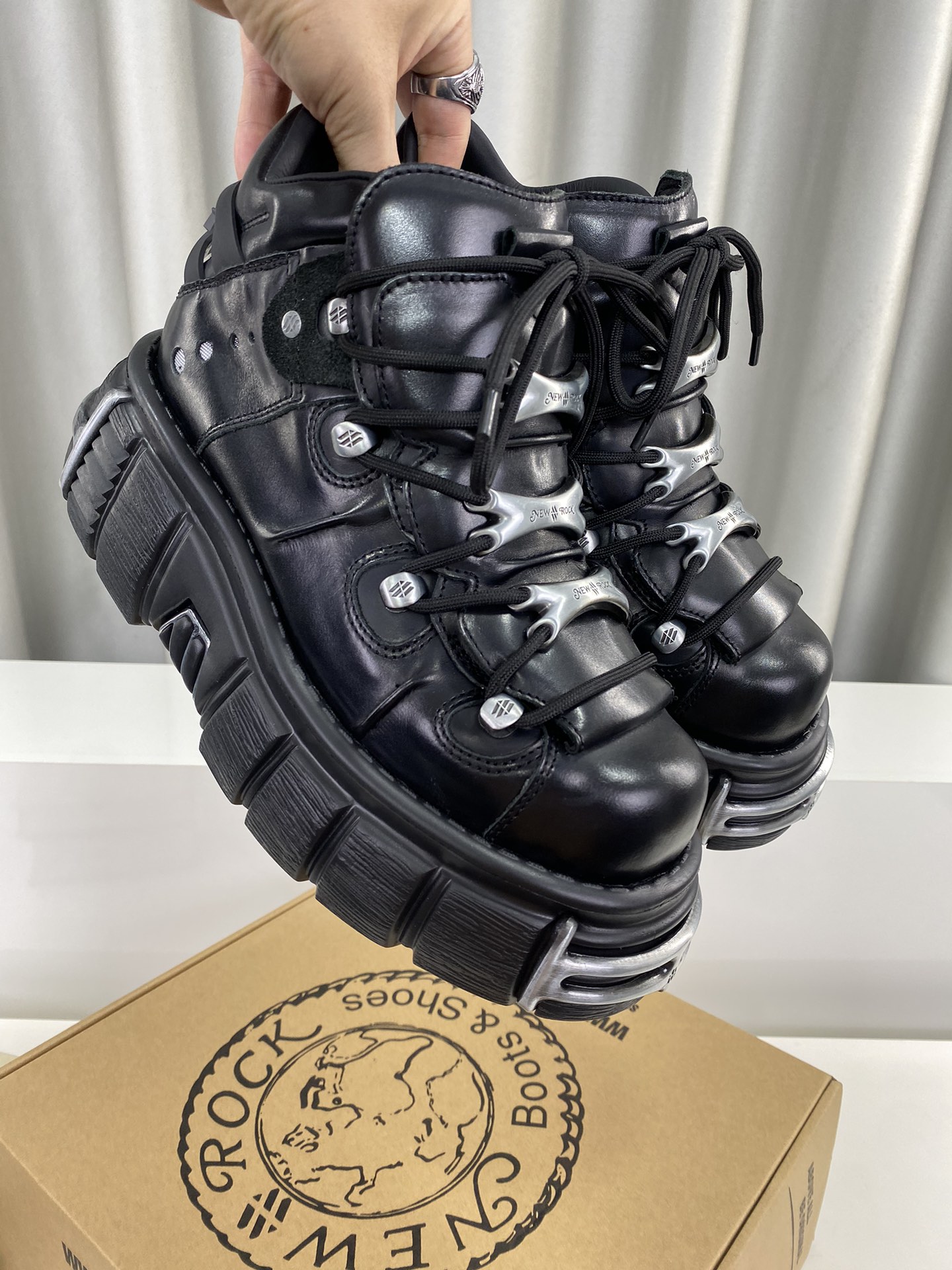 Calvin Klein Male Basic Shoes