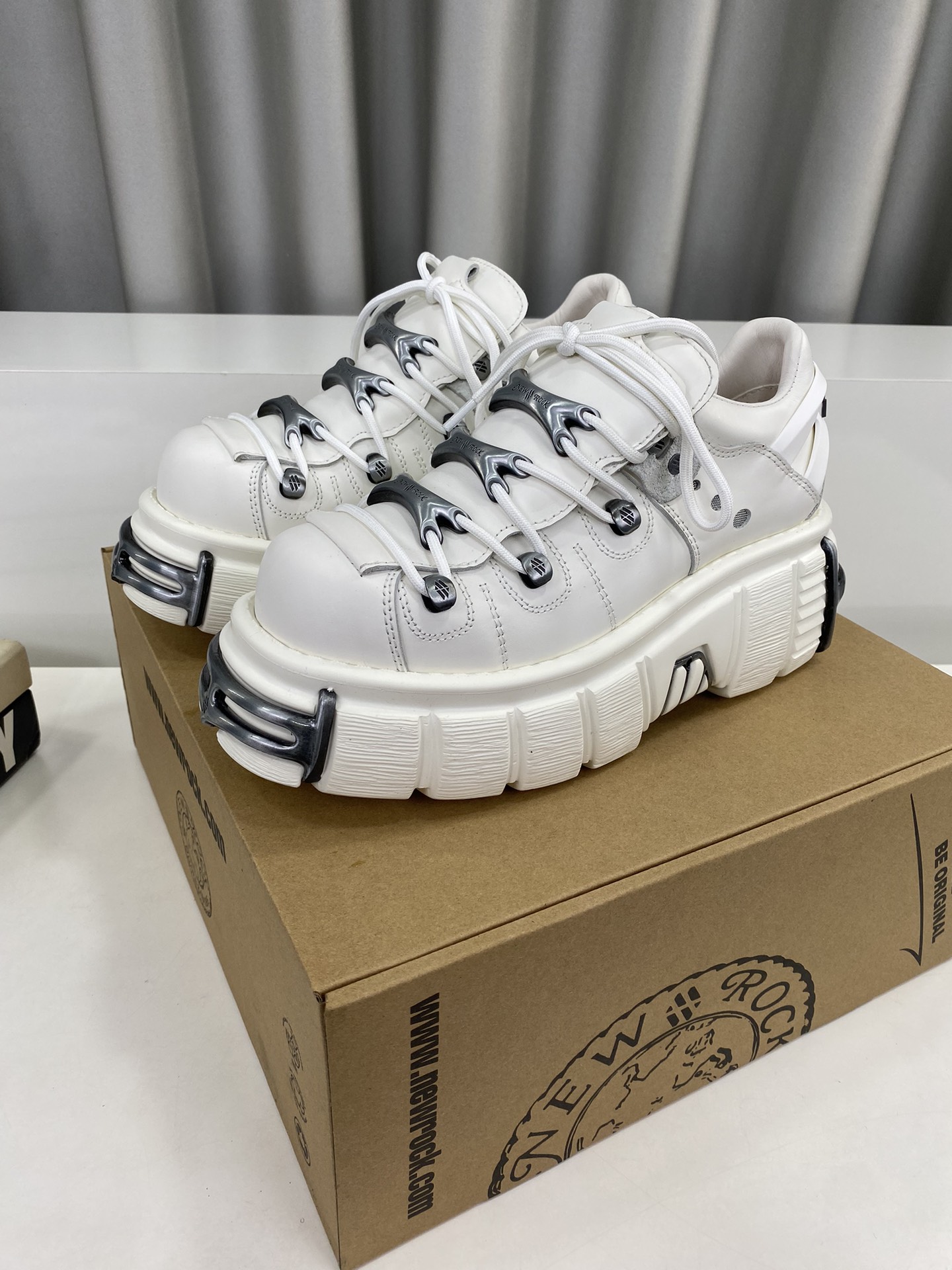 Calvin Klein Male Basic Shoes