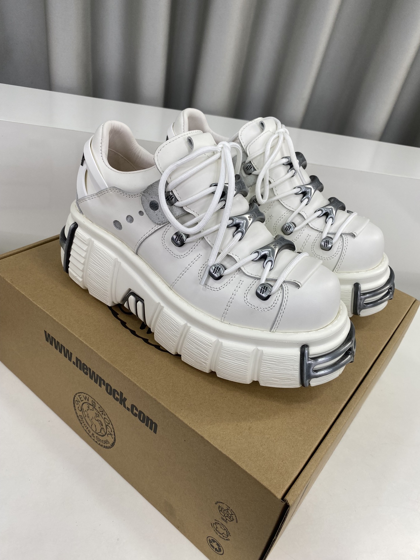 Calvin Klein Male Basic Shoes