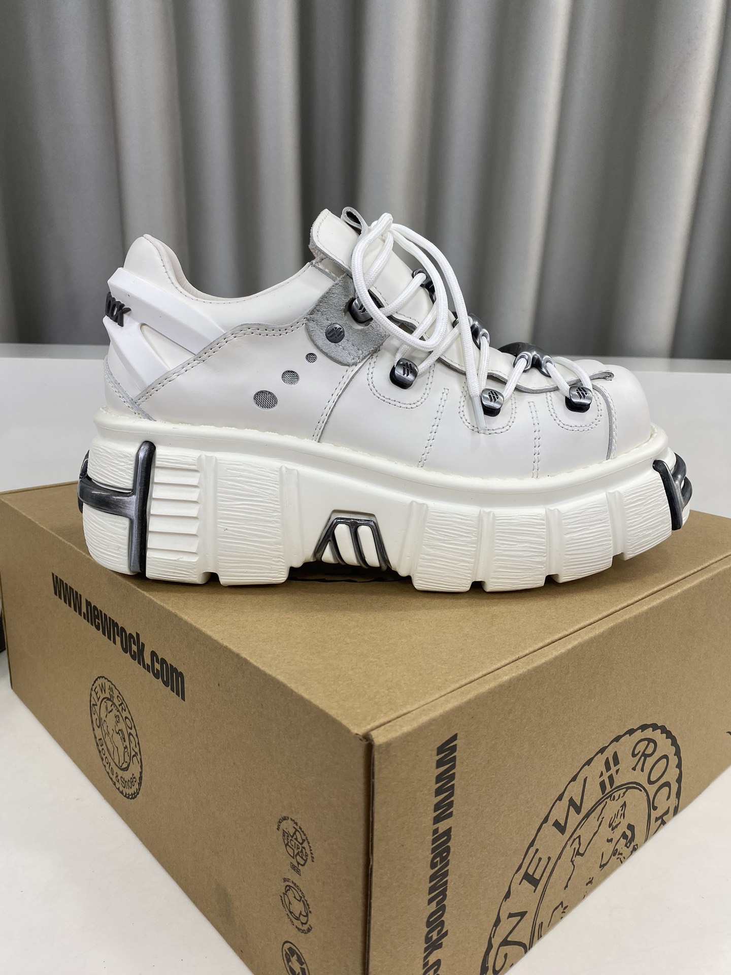 Calvin Klein Male Basic Shoes