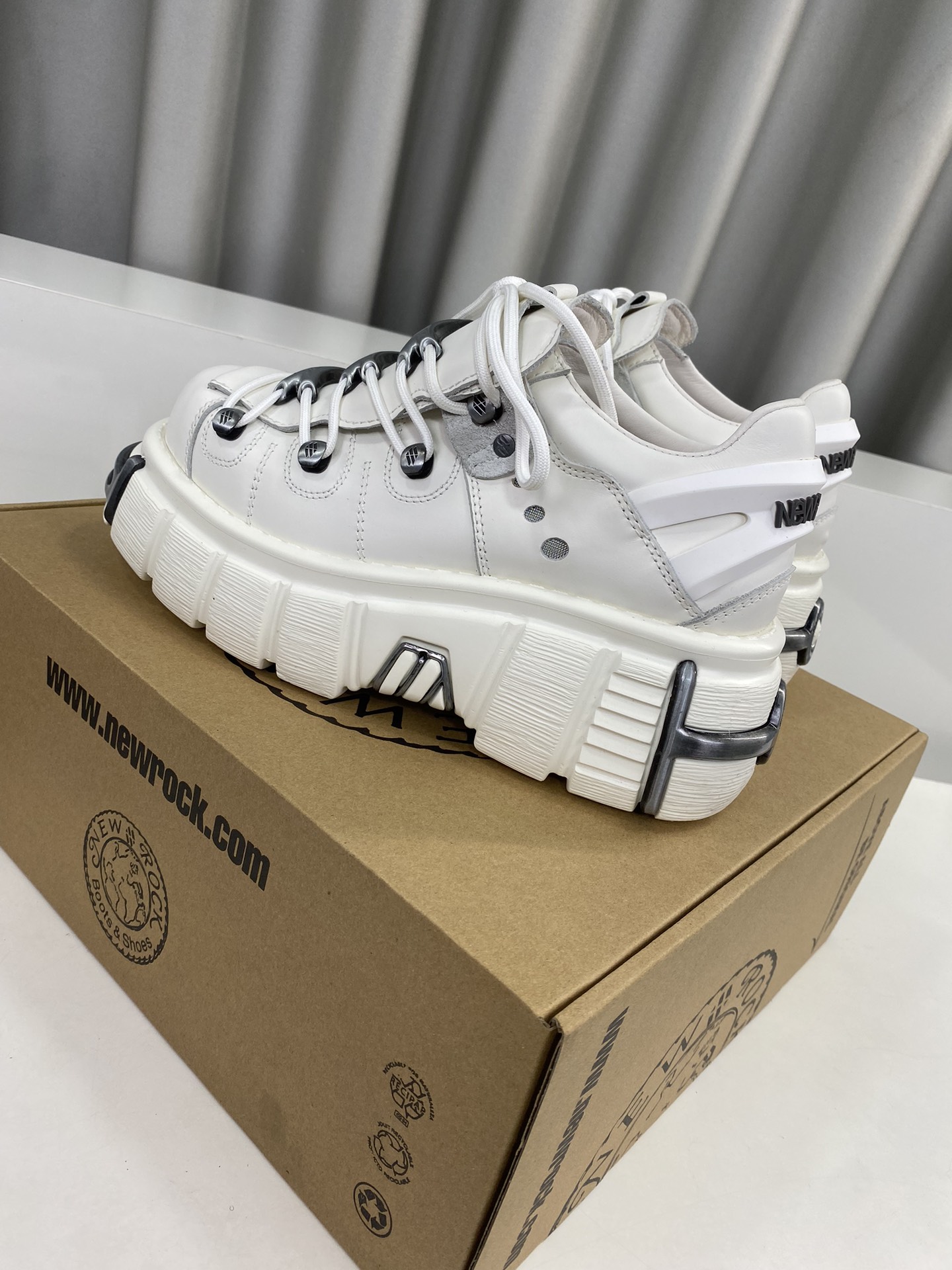 Calvin Klein Male Basic Shoes