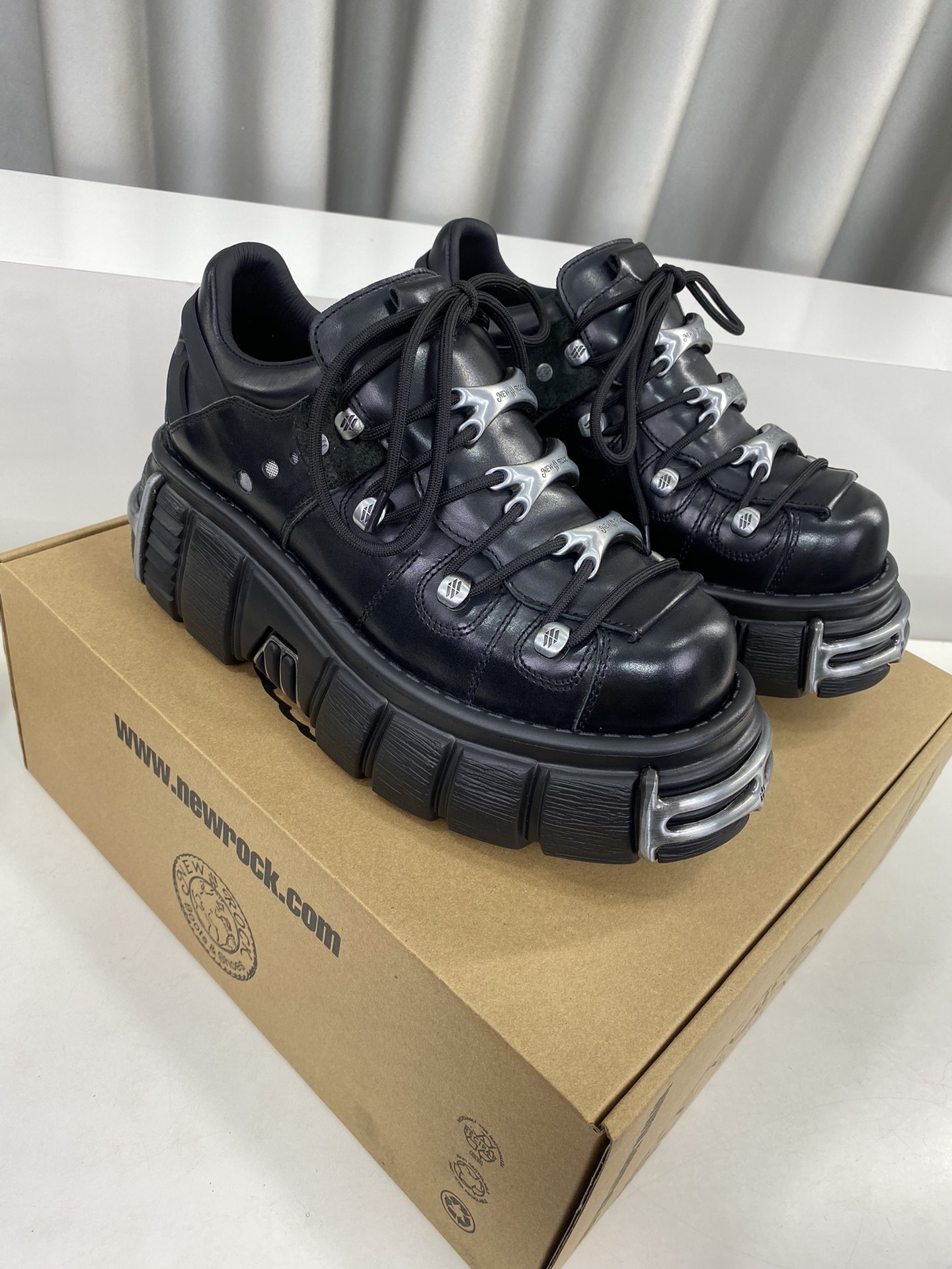 Calvin Klein Male Basic Shoes