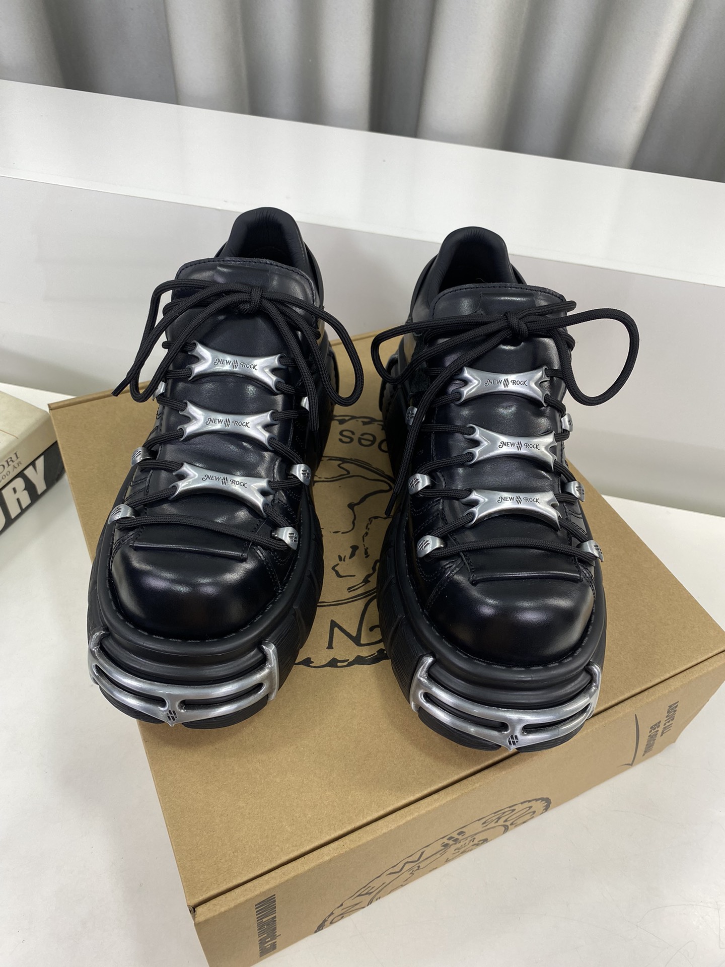 Calvin Klein Male Basic Shoes