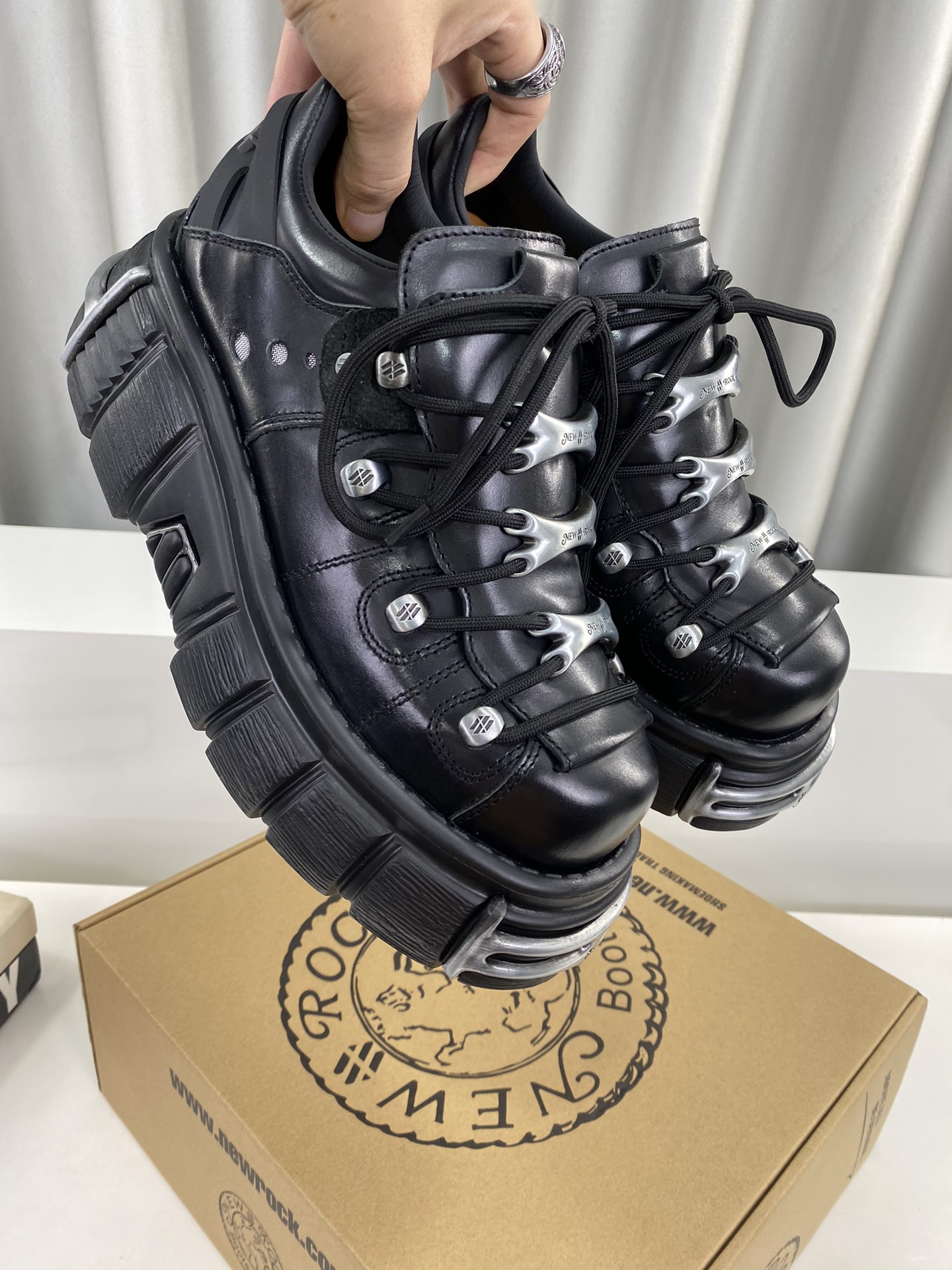 Calvin Klein Male Basic Shoes