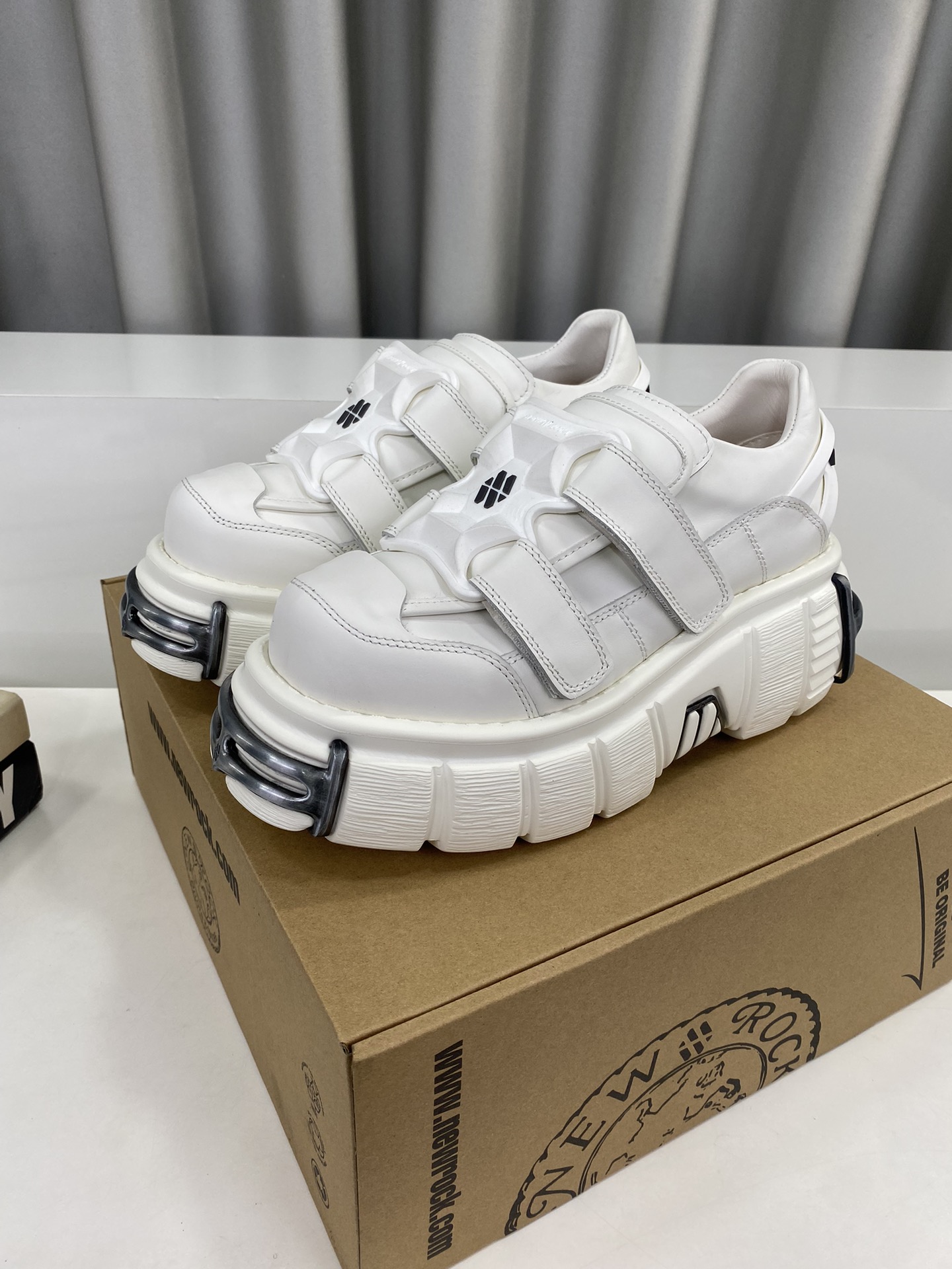 Calvin Klein Male Basic Shoes