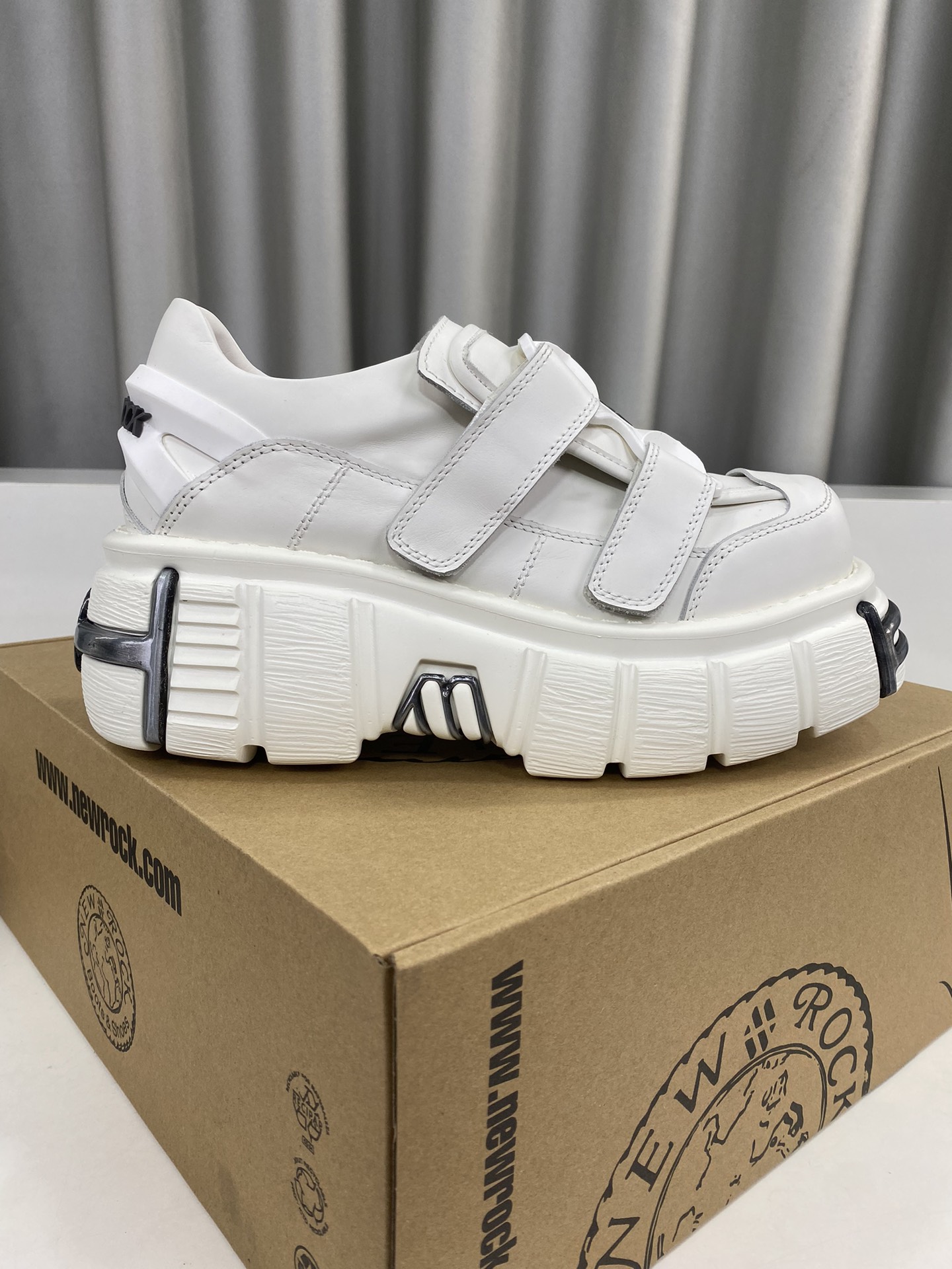 Calvin Klein Male Basic Shoes