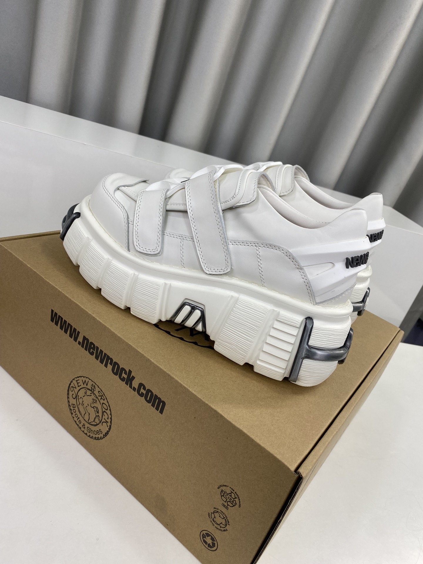 Calvin Klein Male Basic Shoes