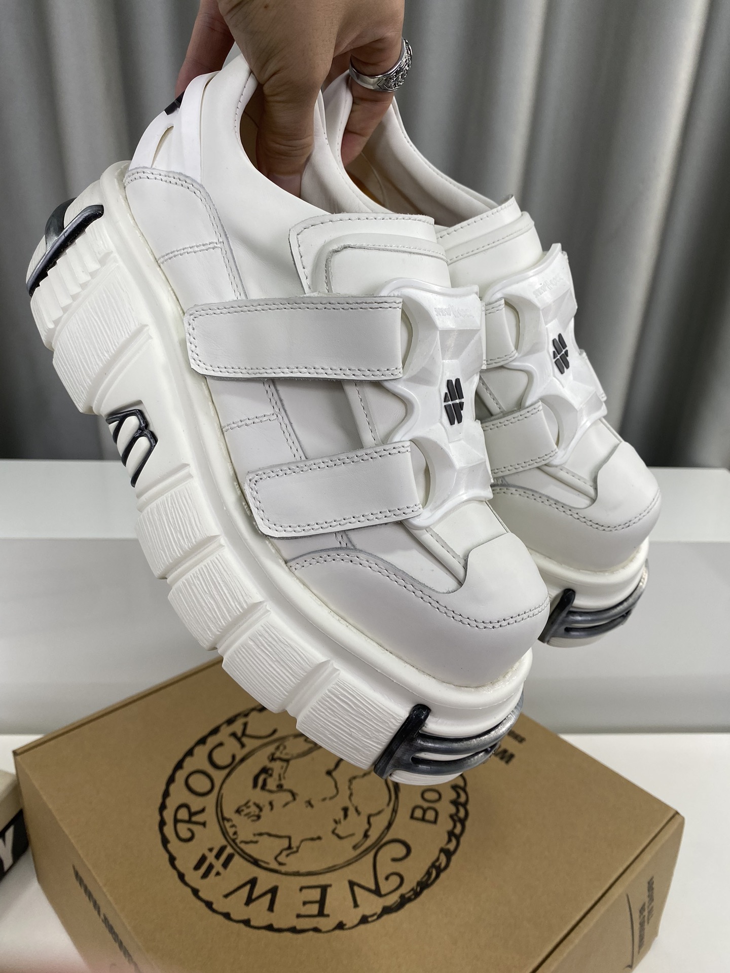 Calvin Klein Male Basic Shoes