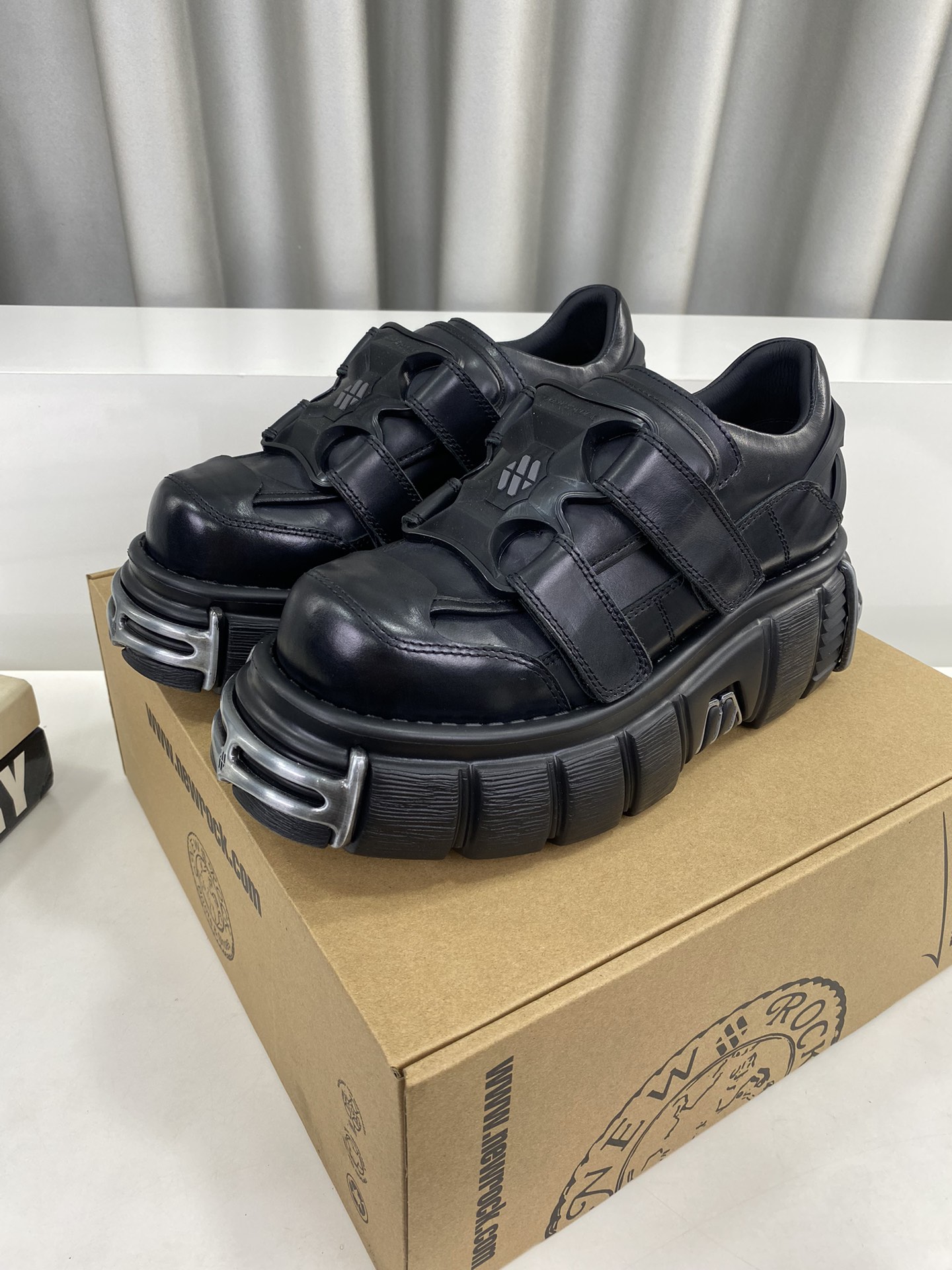 Calvin Klein Male Basic Shoes