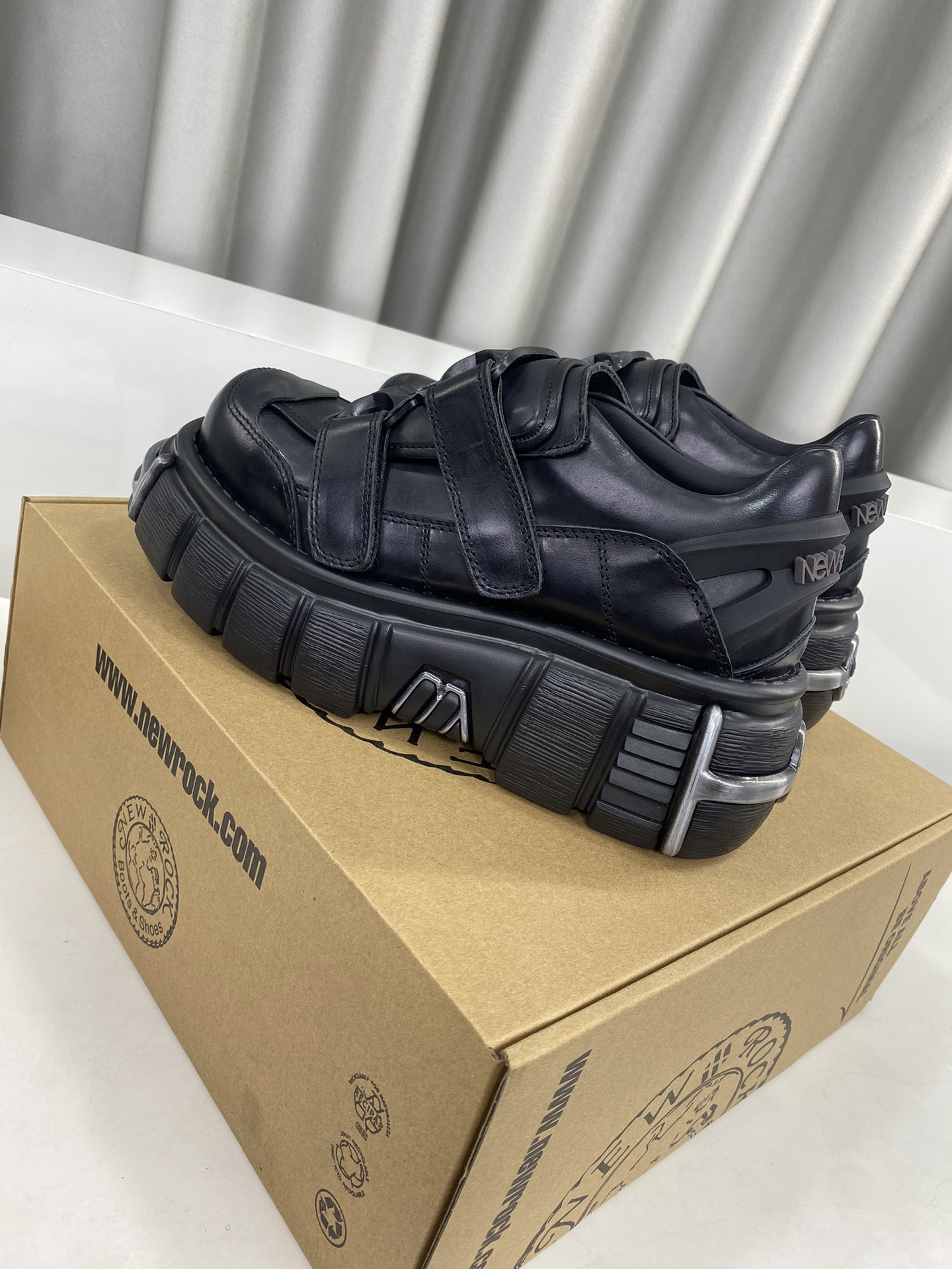 Calvin Klein Male Basic Shoes