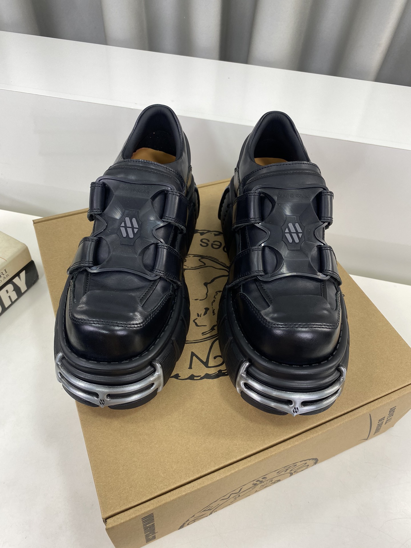 Calvin Klein Male Basic Shoes