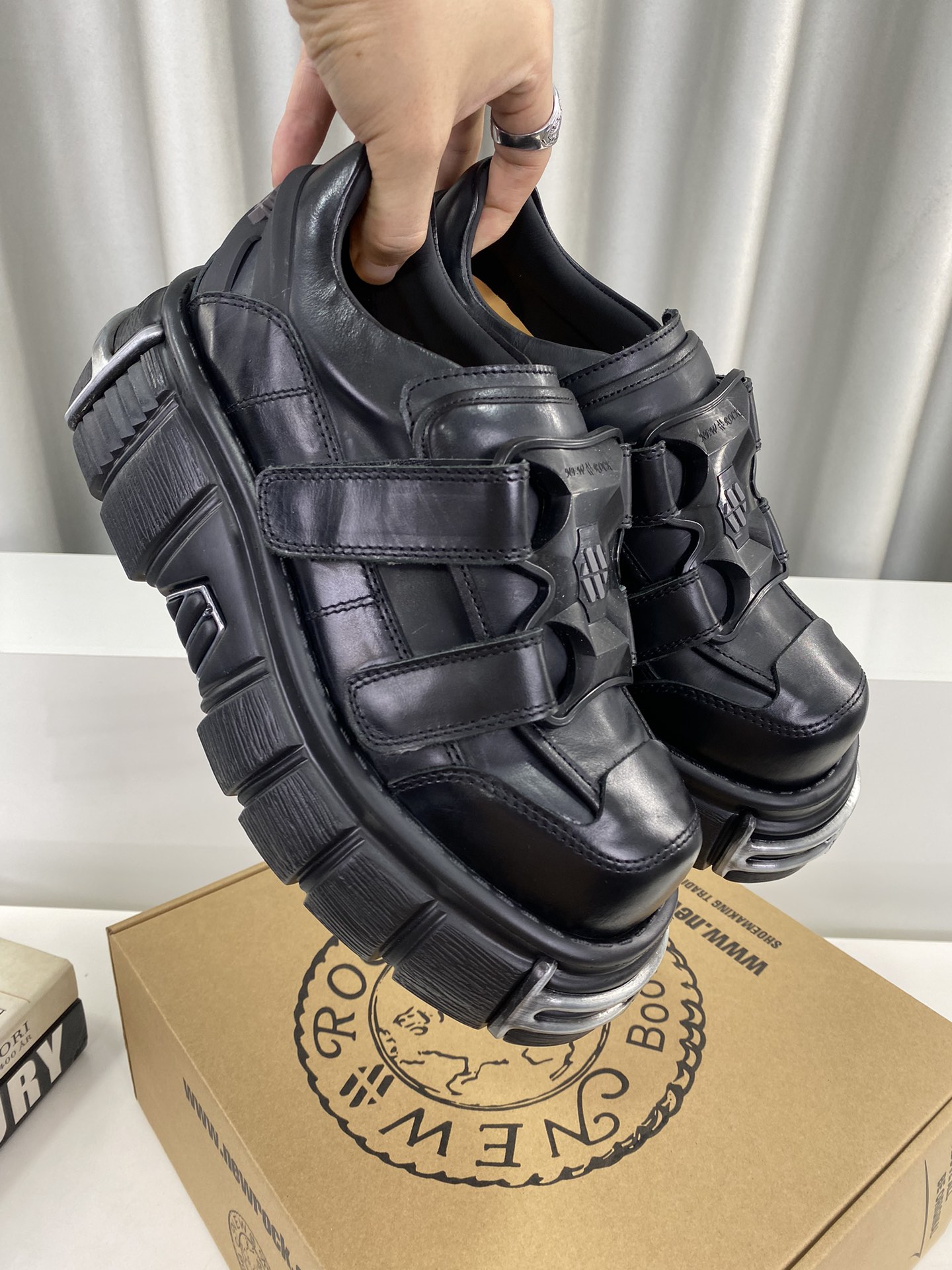 Calvin Klein Male Basic Shoes