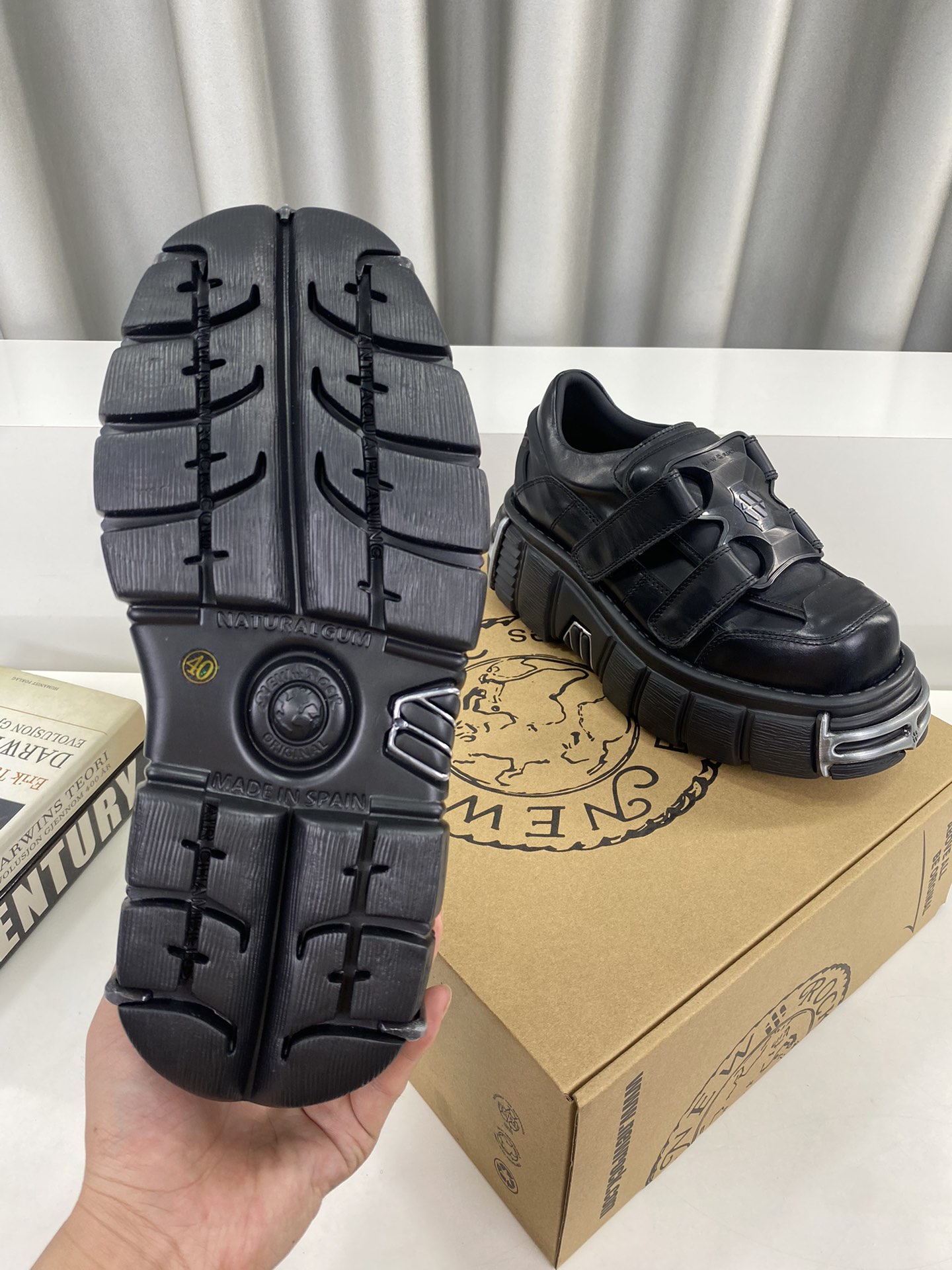 Calvin Klein Male Basic Shoes