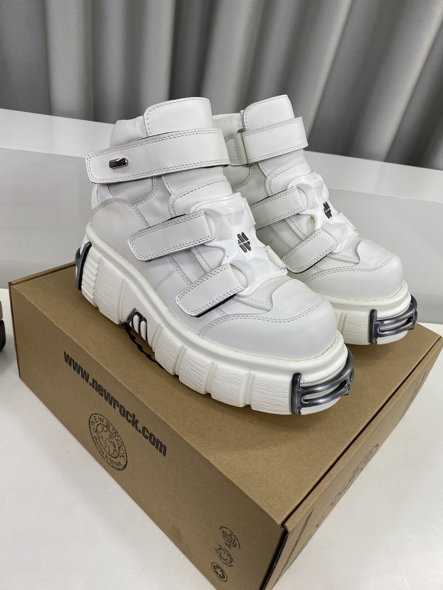 Calvin Klein Male Basic Shoes