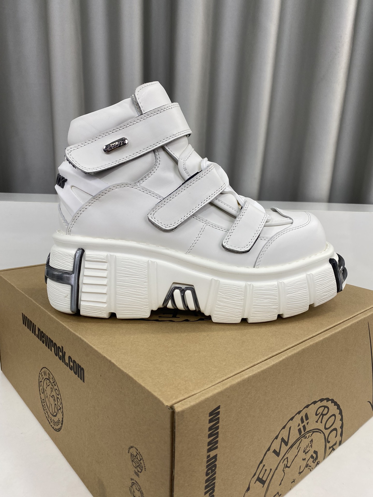 Calvin Klein Male Basic Shoes