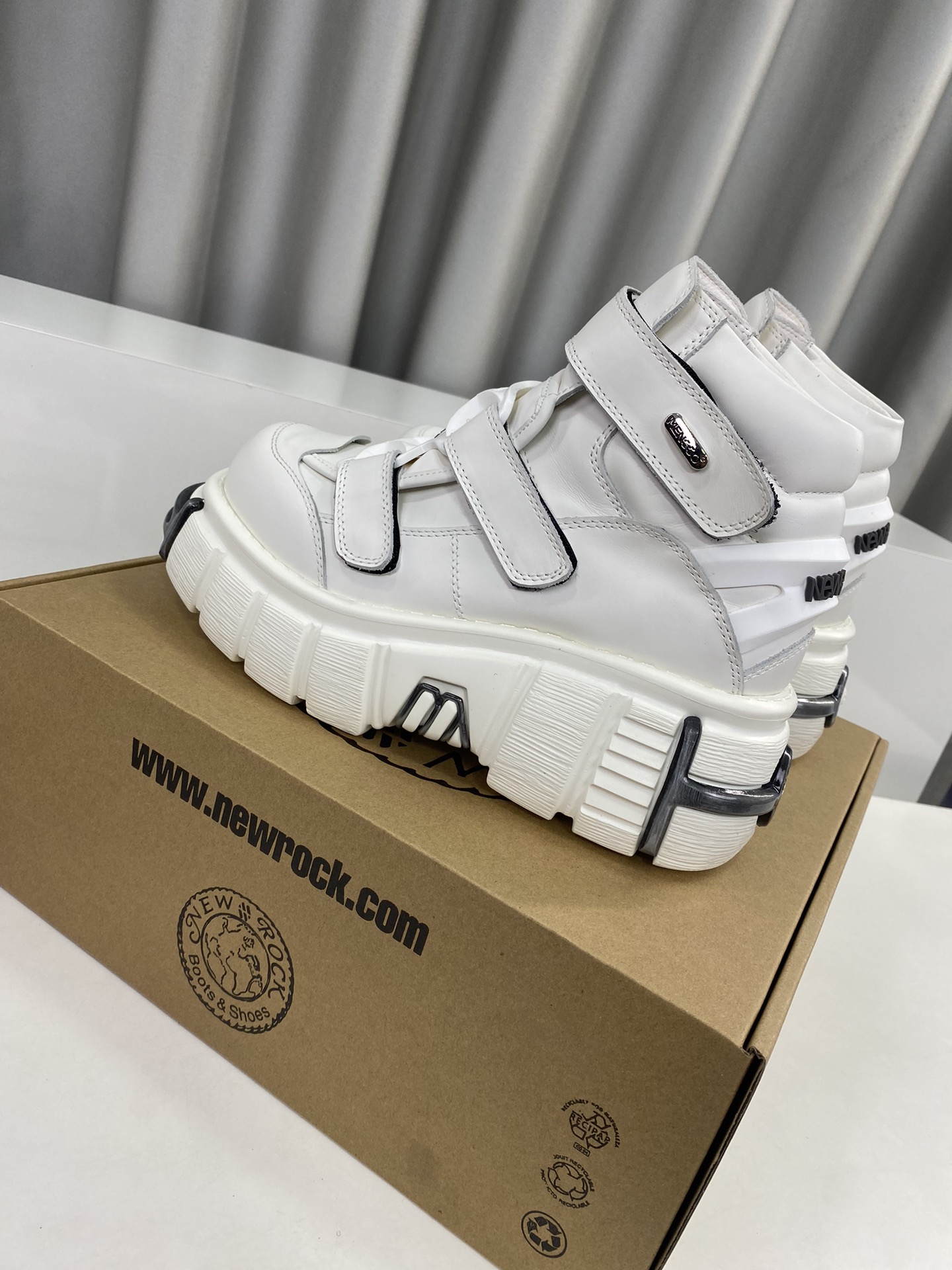 Calvin Klein Male Basic Shoes