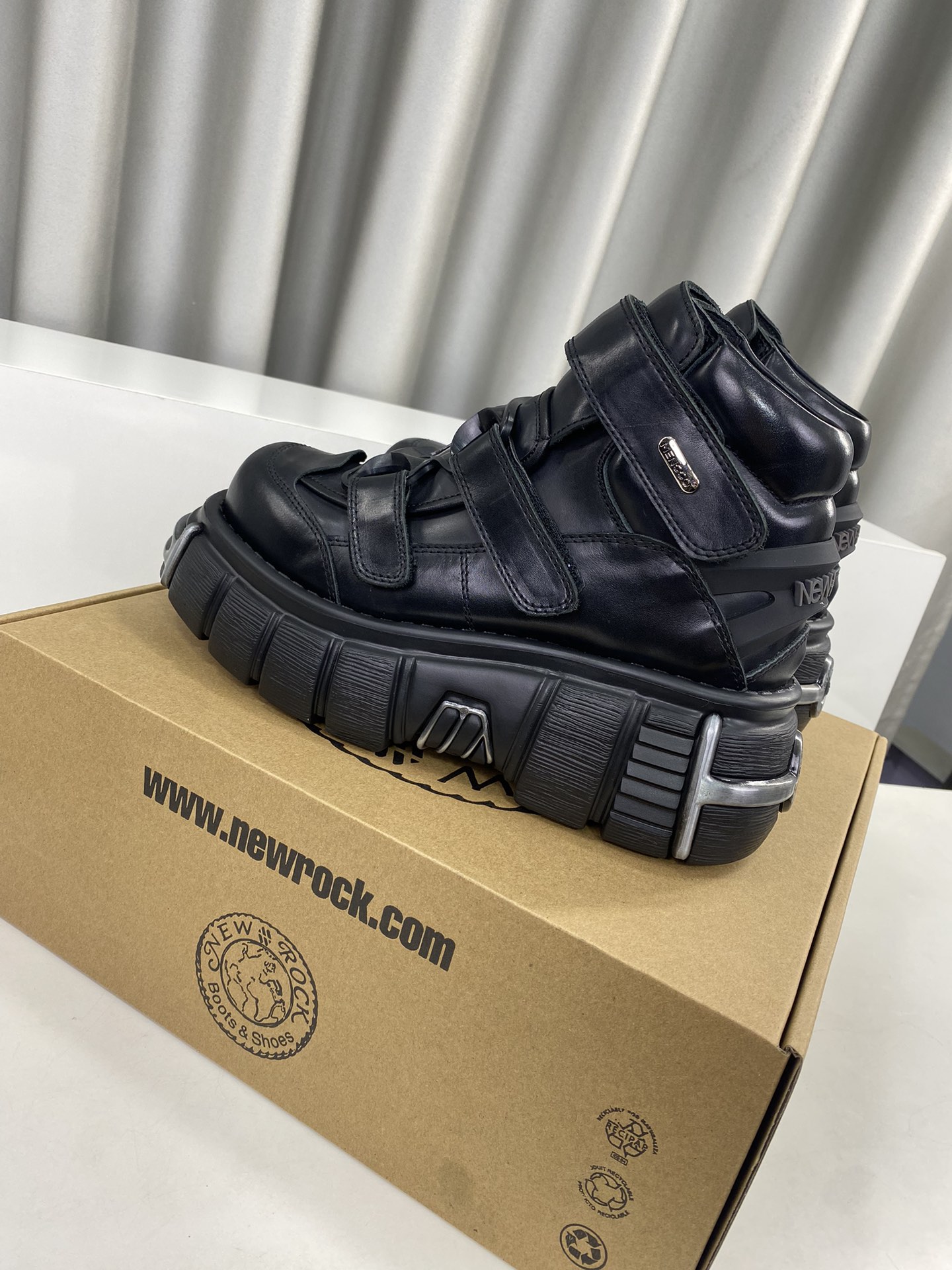 Calvin Klein Male Basic Shoes